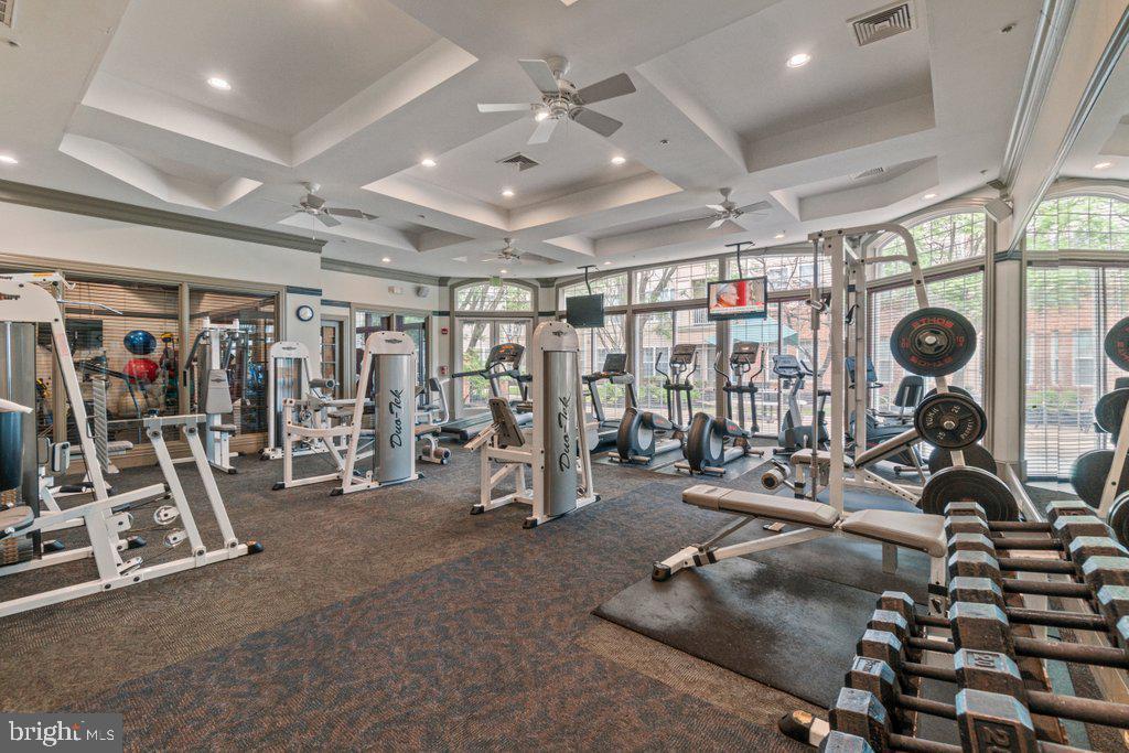 HIGH VIEW AT HUNT VALLEY - Residential