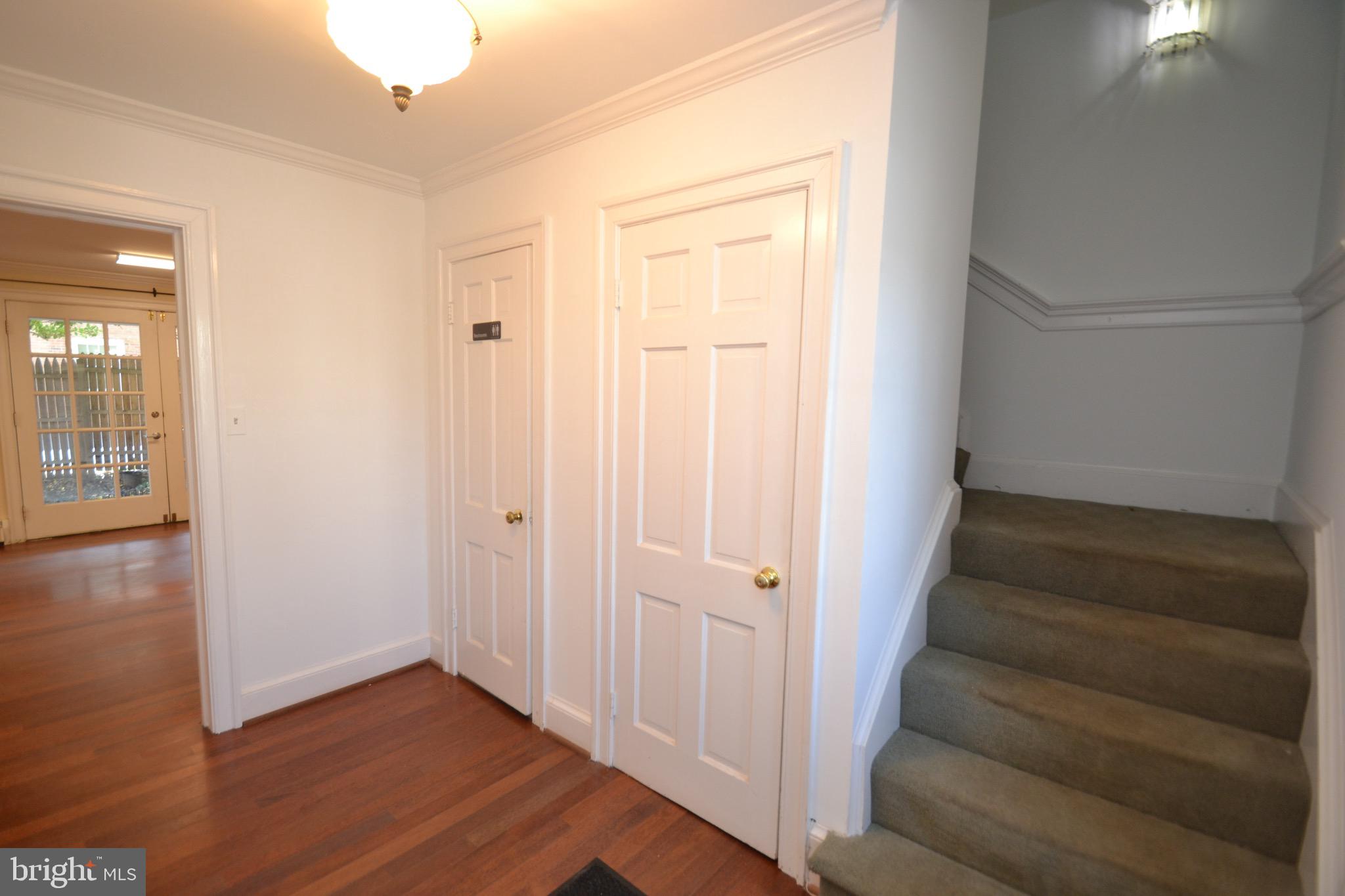 VIENNA - Commercial Lease