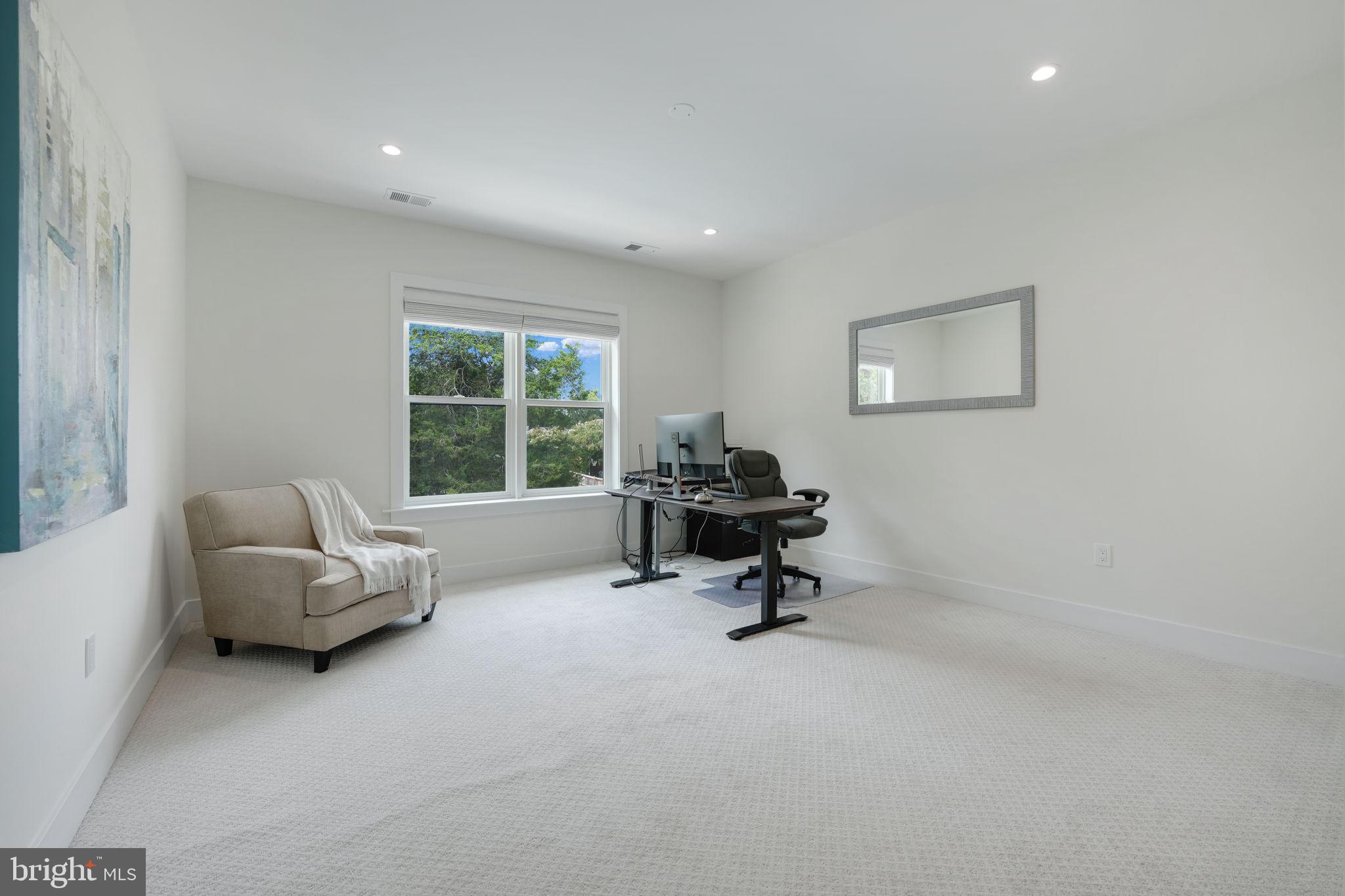 OLIVER ESTATES - Residential