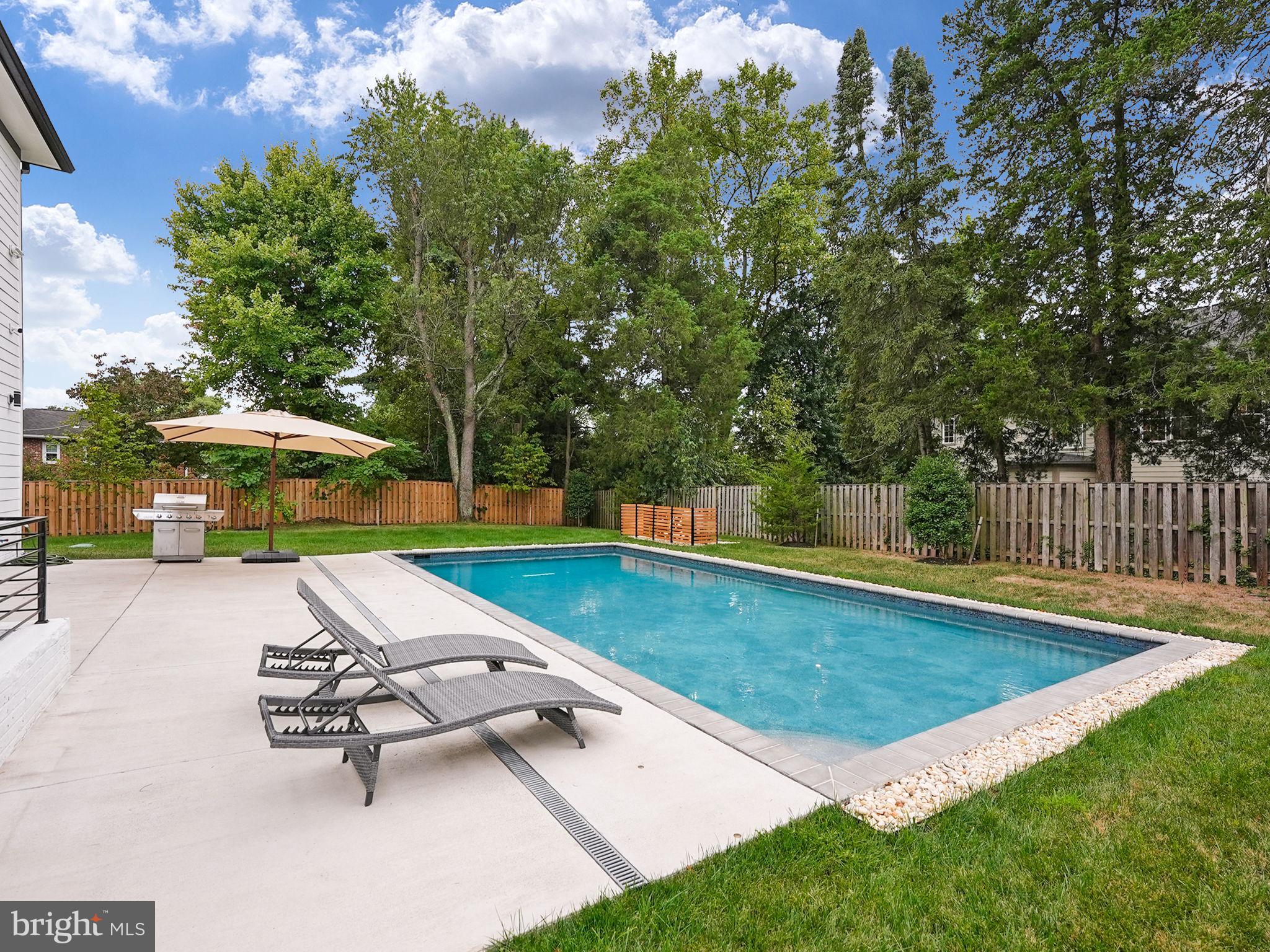 OLIVER ESTATES - Residential