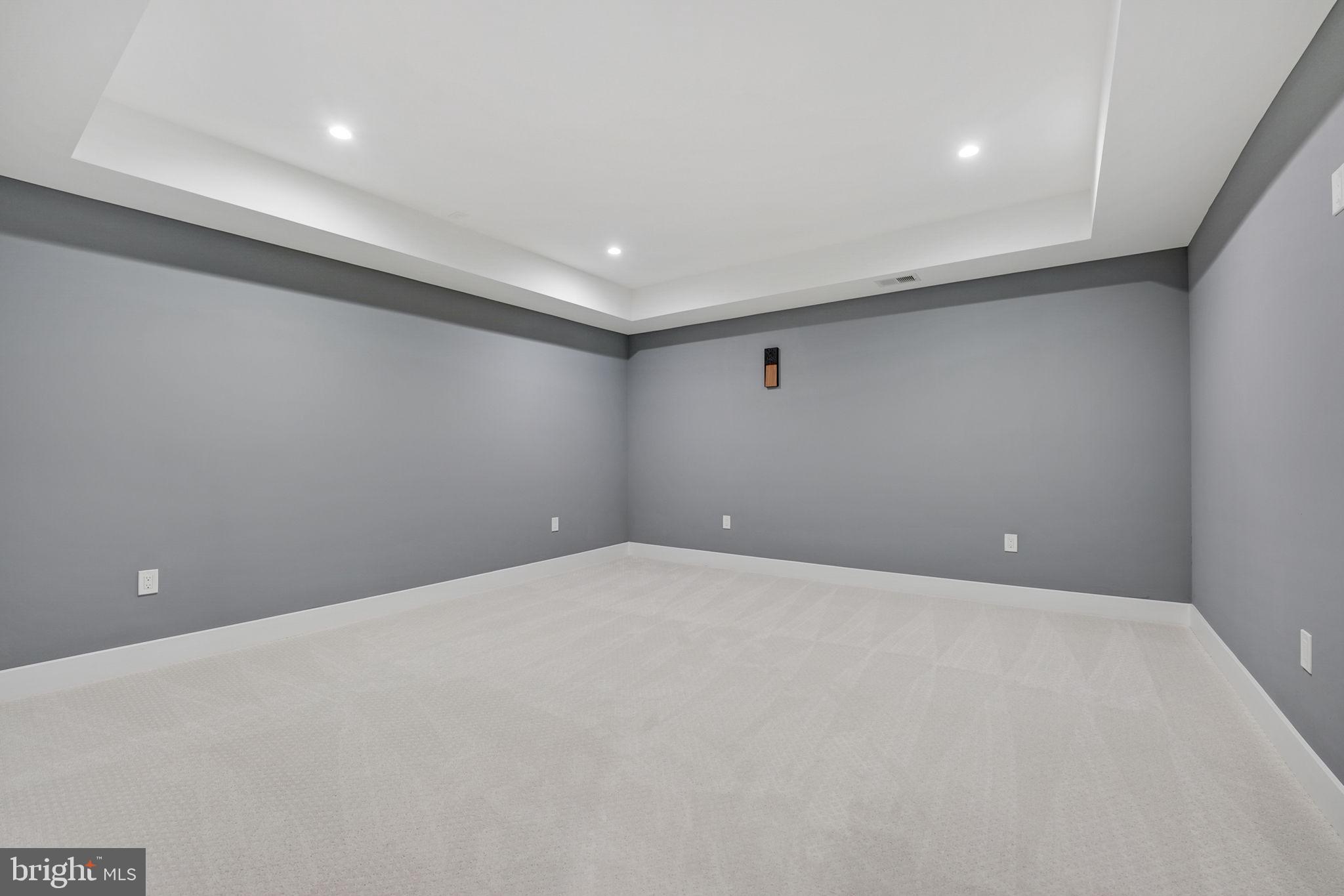 OLIVER ESTATES - Residential