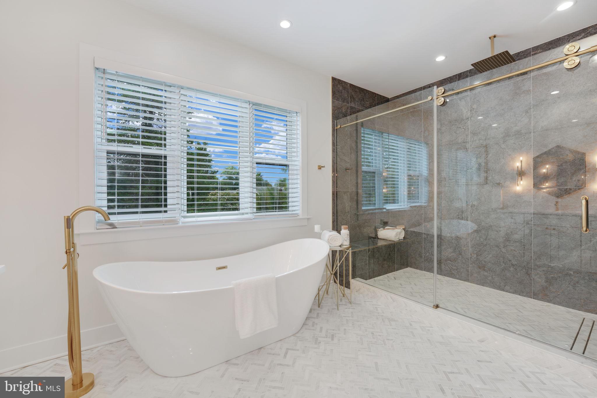 OLIVER ESTATES - Residential