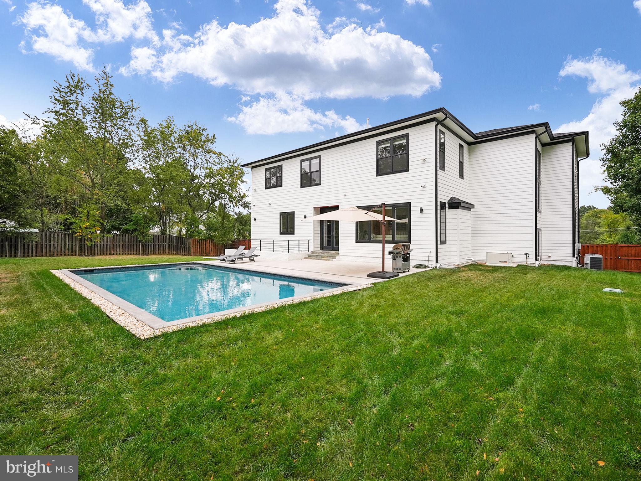 OLIVER ESTATES - Residential