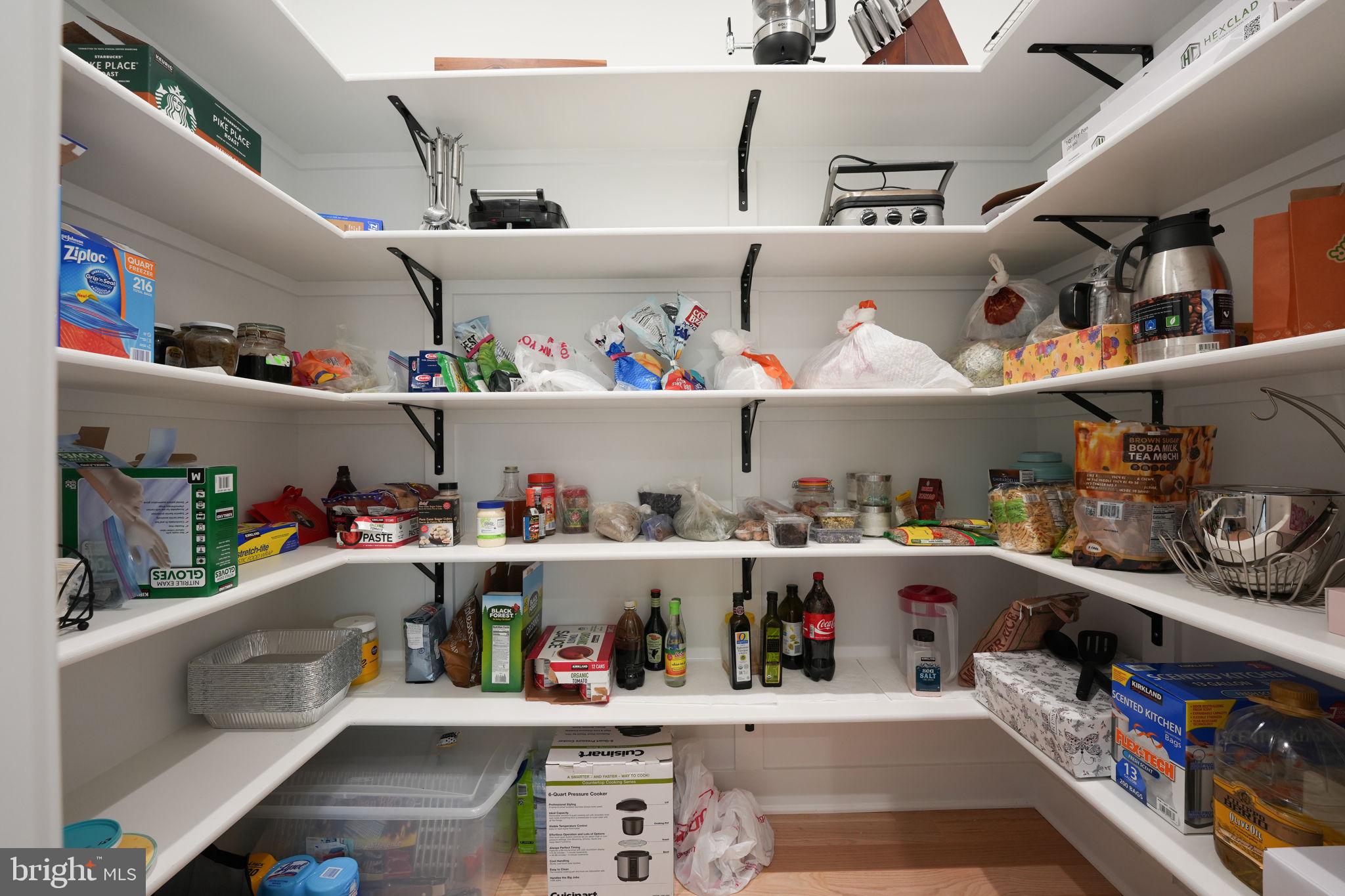 OLIVER ESTATES - Residential