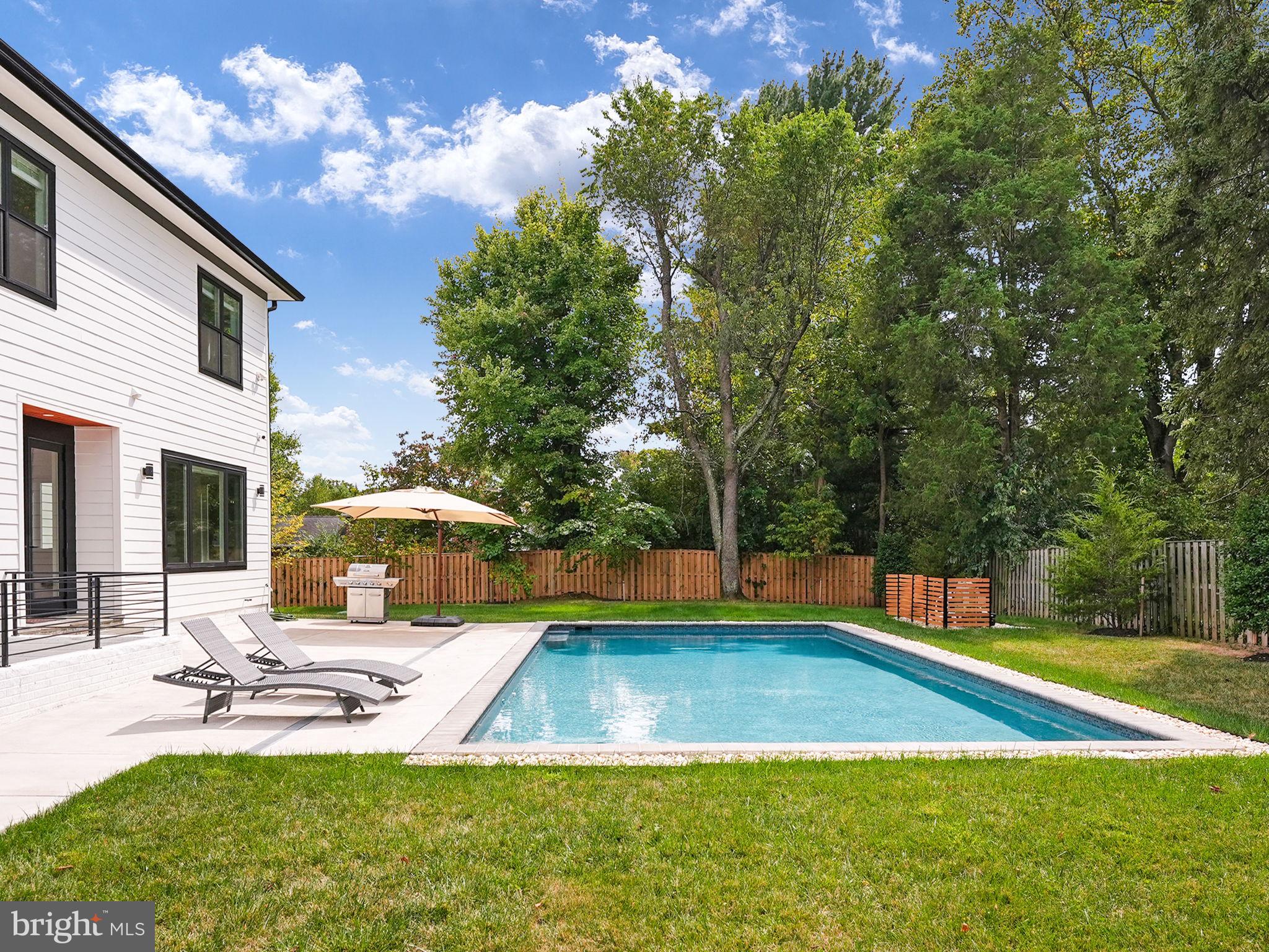 OLIVER ESTATES - Residential