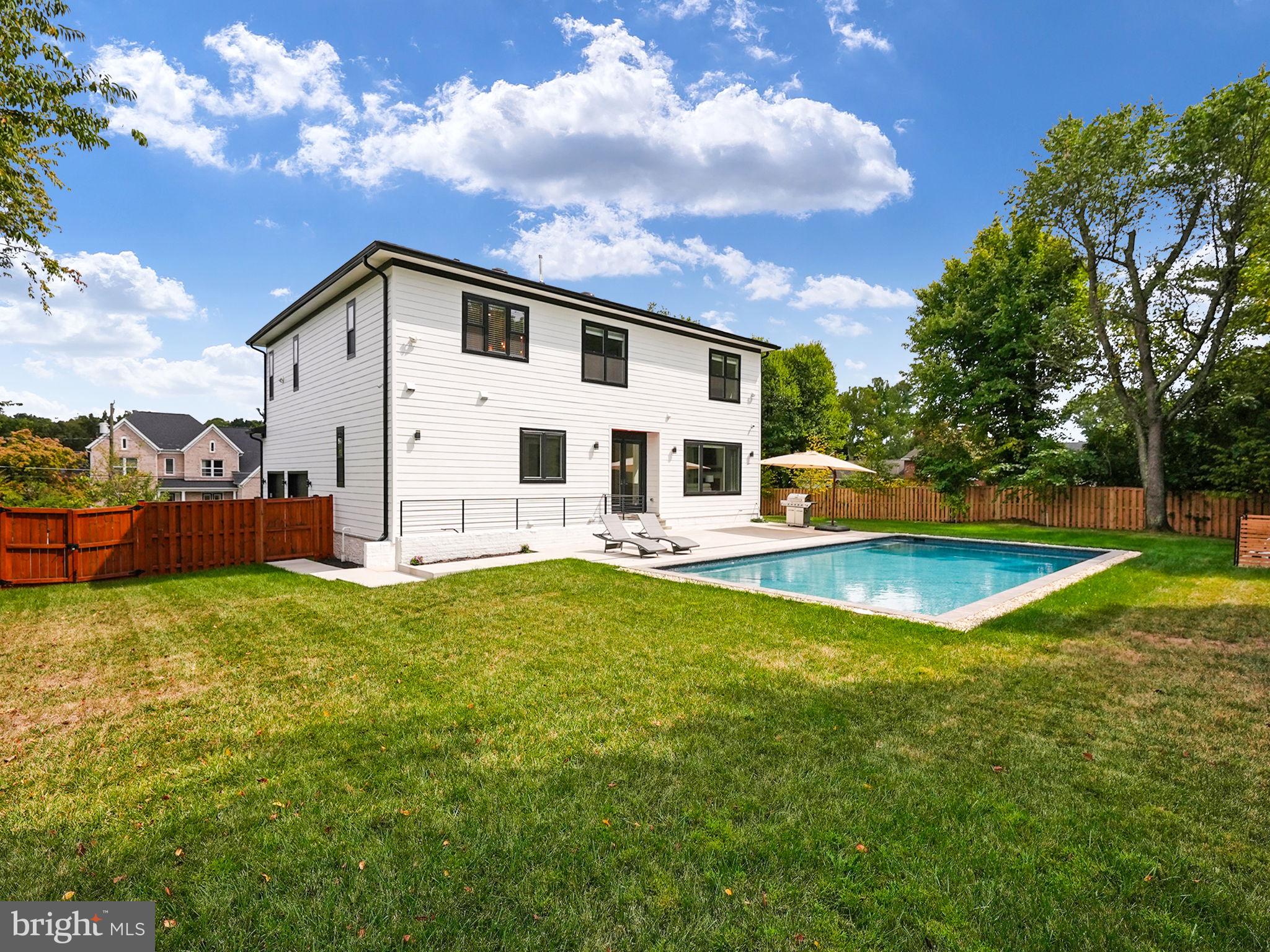 OLIVER ESTATES - Residential