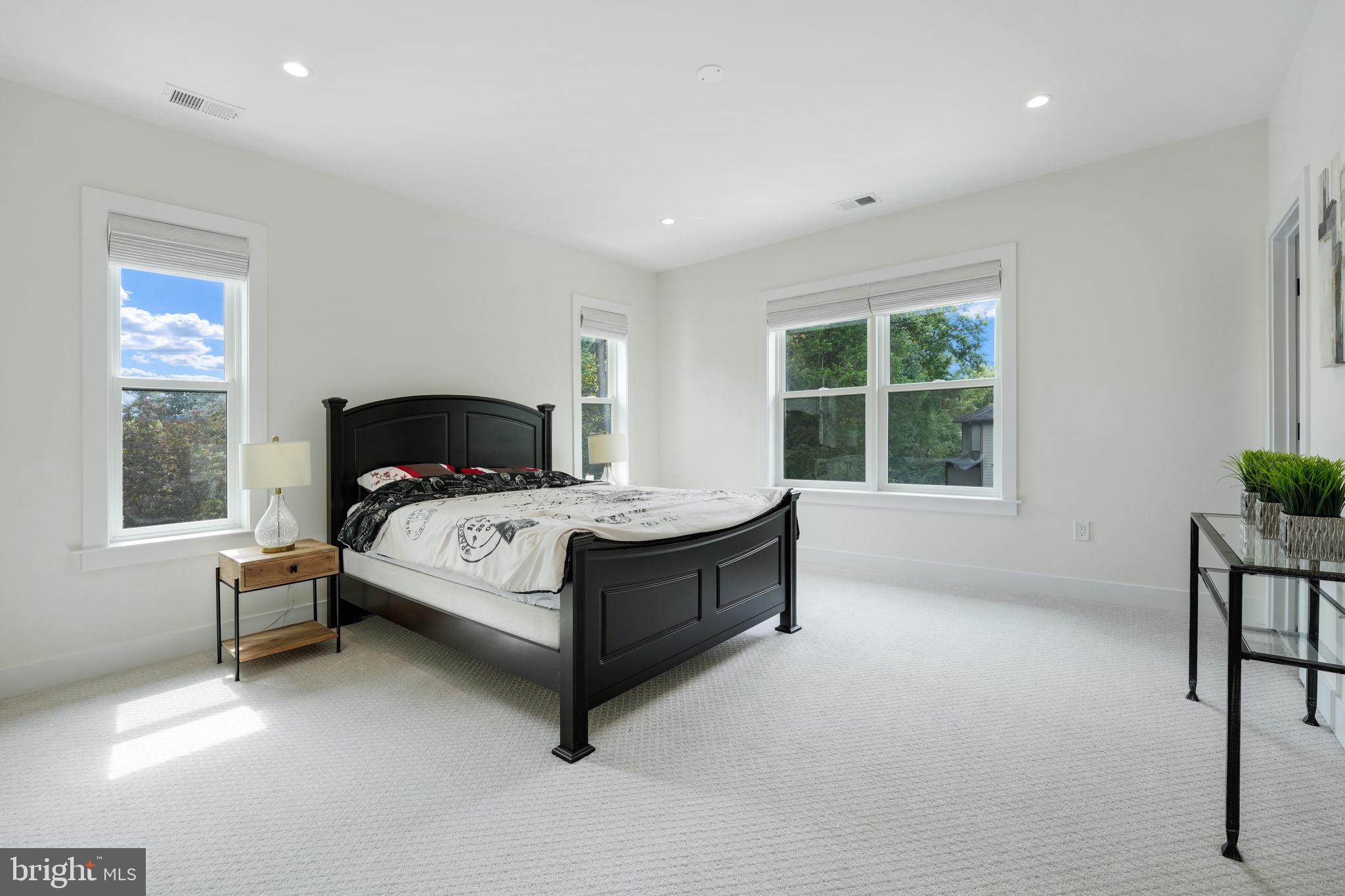 OLIVER ESTATES - Residential