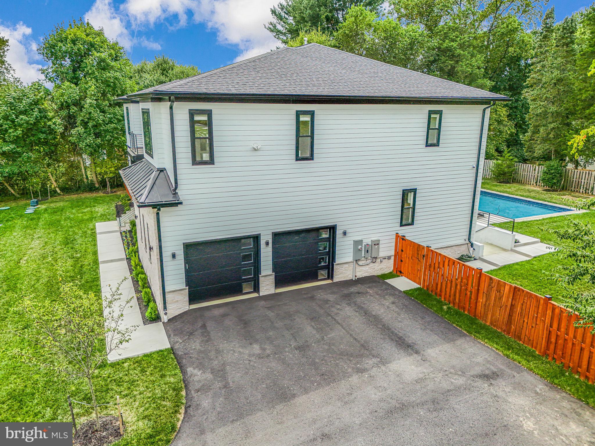 OLIVER ESTATES - Residential