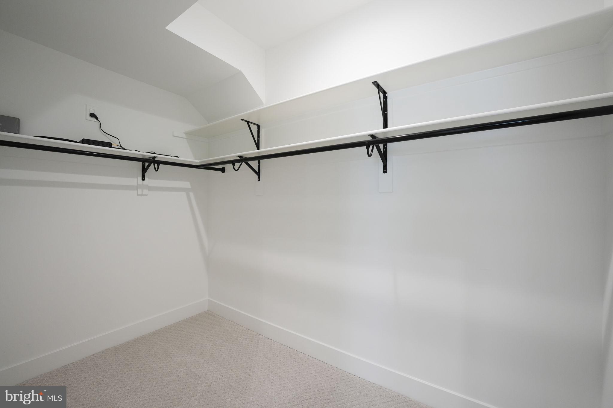 OLIVER ESTATES - Residential