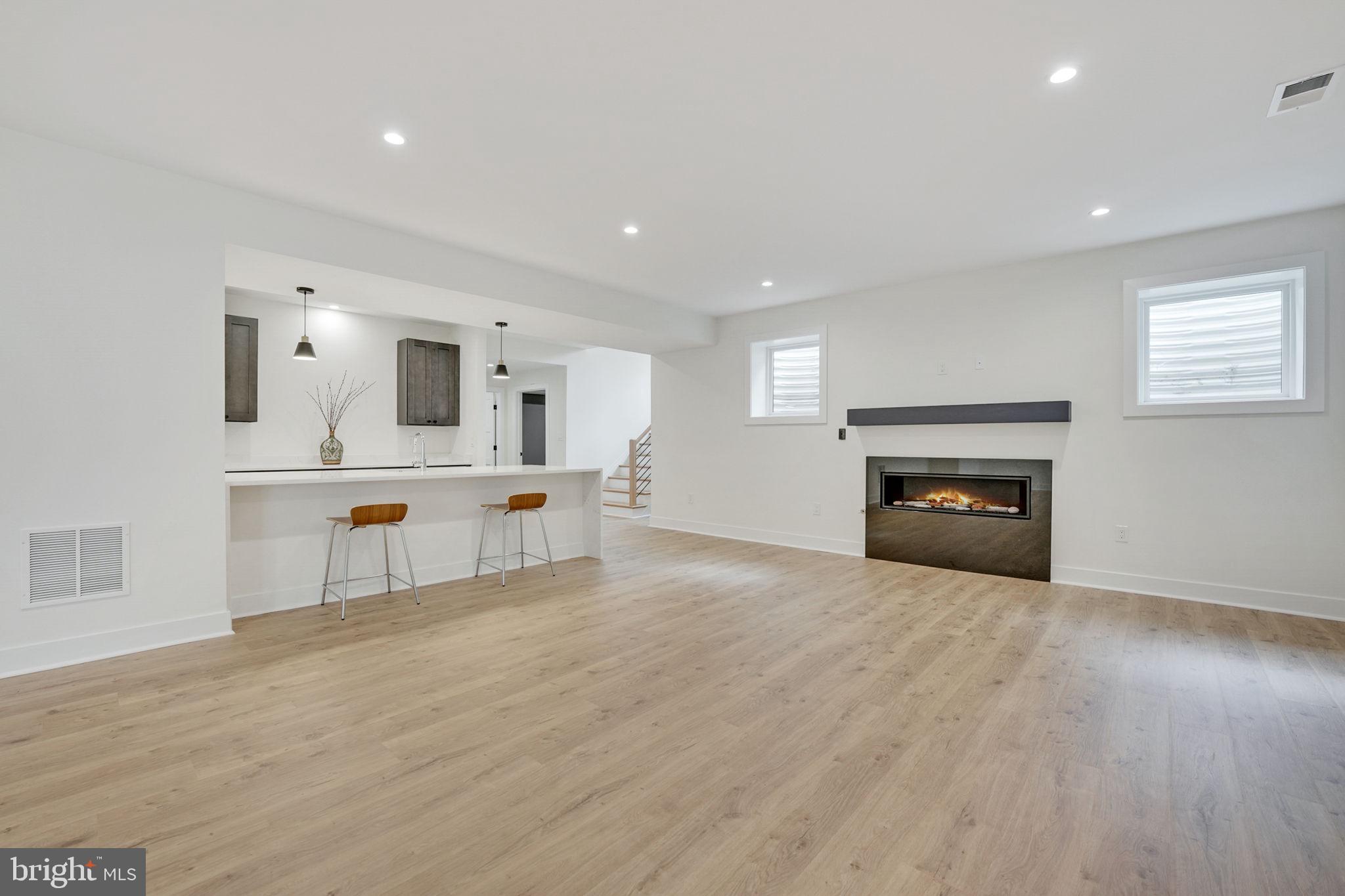 OLIVER ESTATES - Residential