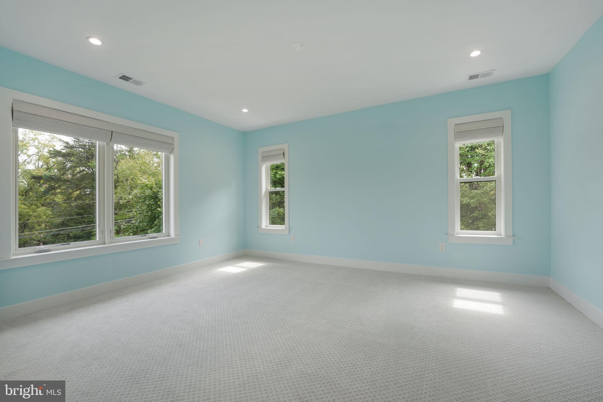 OLIVER ESTATES - Residential