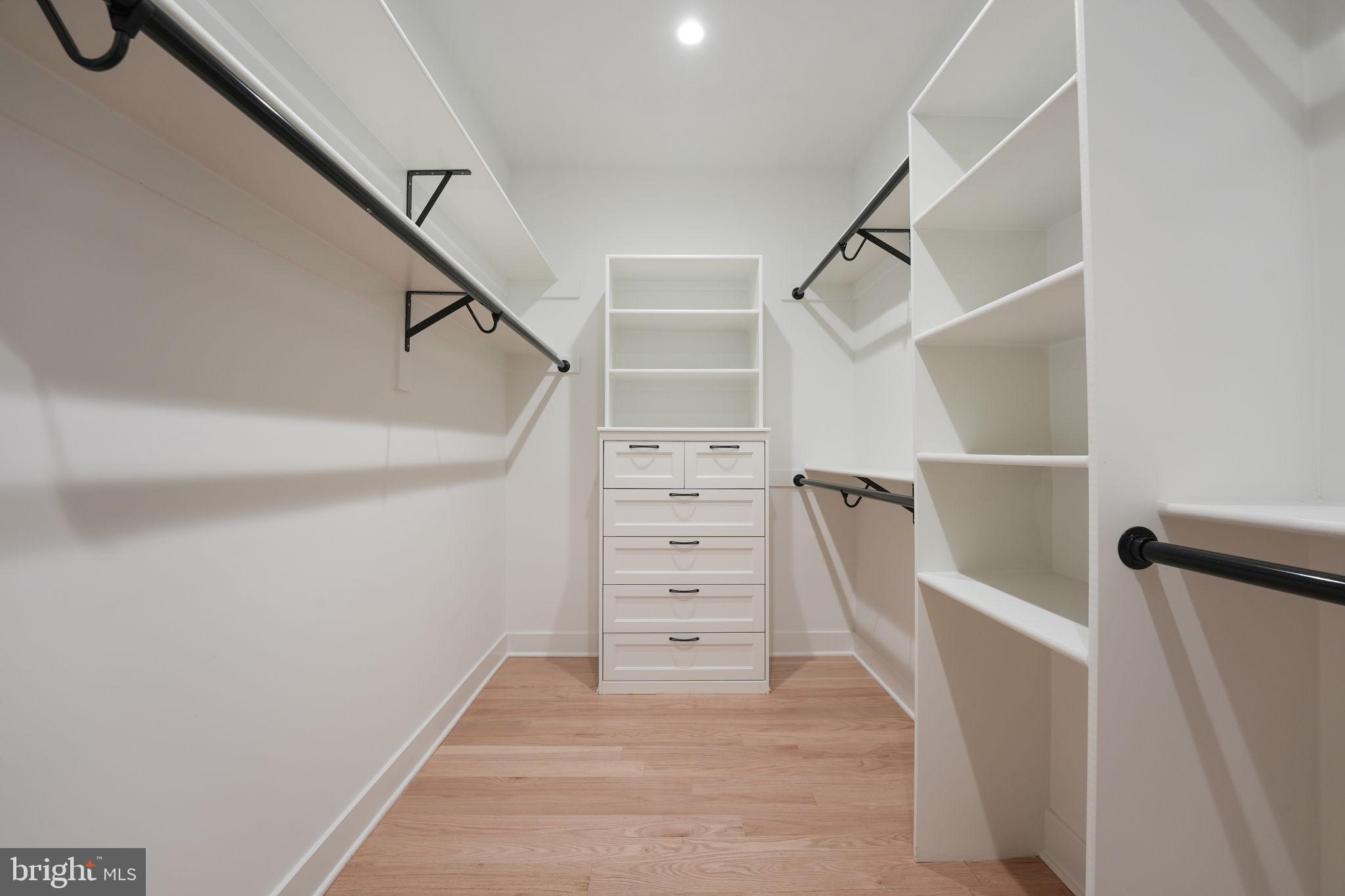 OLIVER ESTATES - Residential