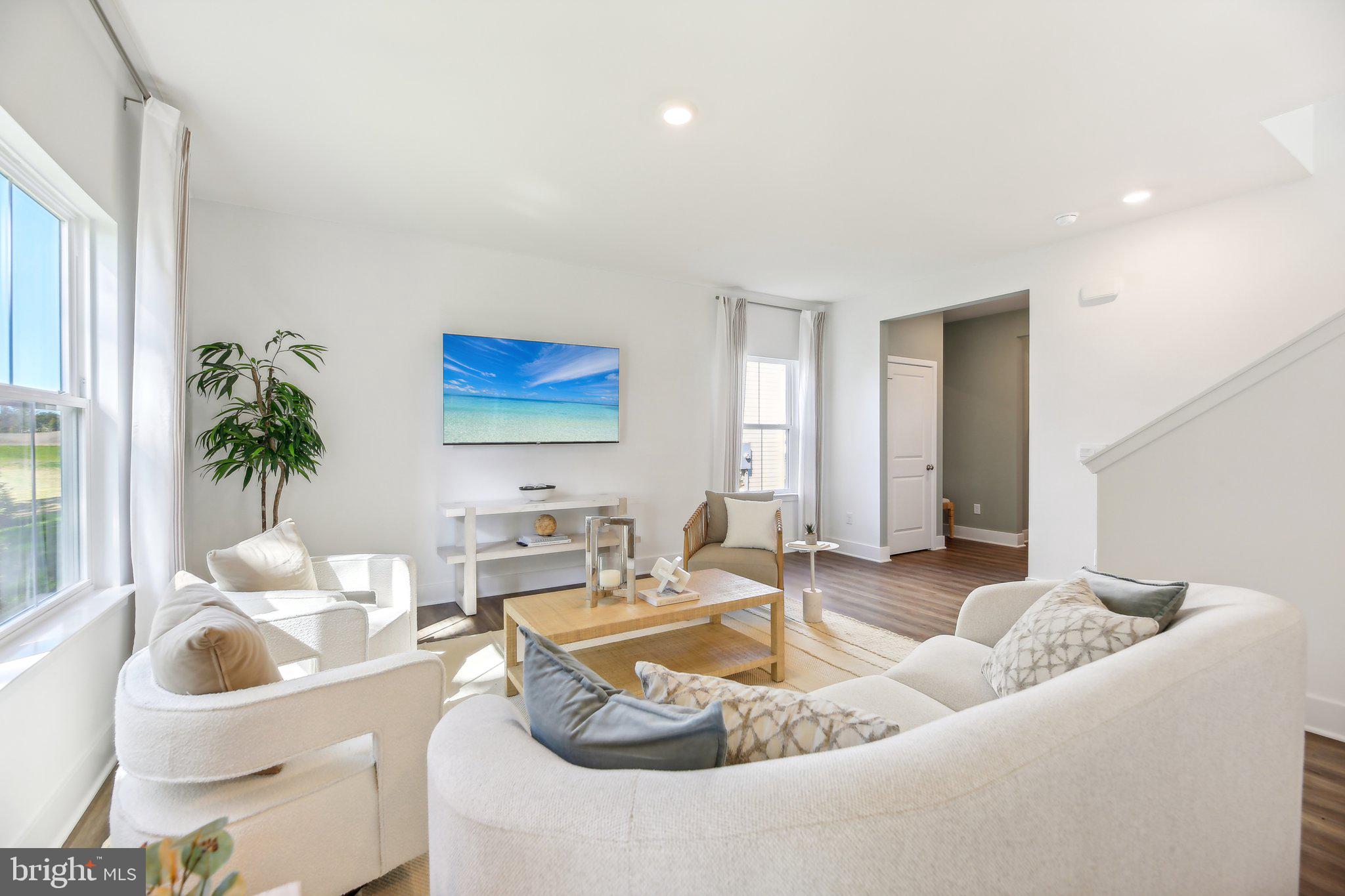 RETREAT AT WINDING CREEK - Residential