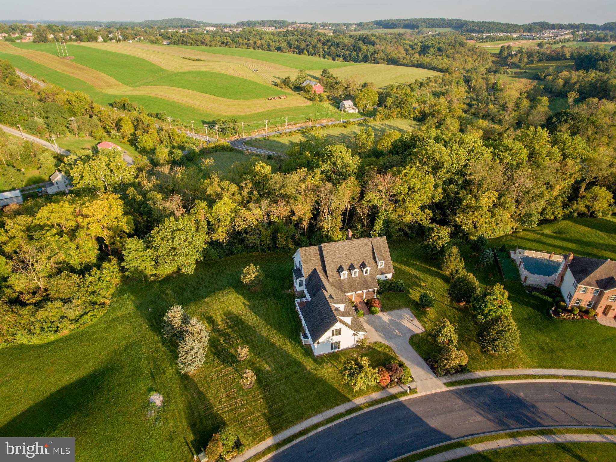 COUNTRY MANOR ESTATES - Residential