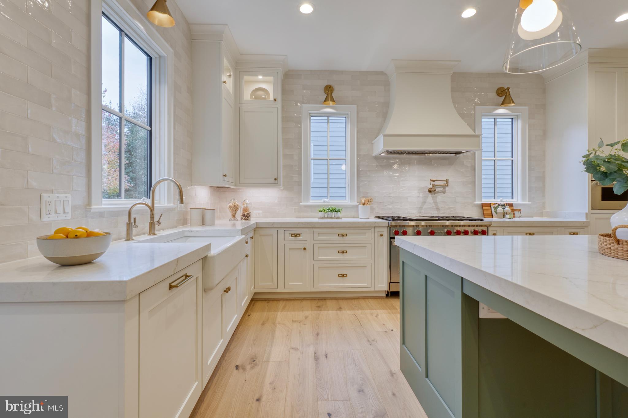 MINOR HILL - Residential