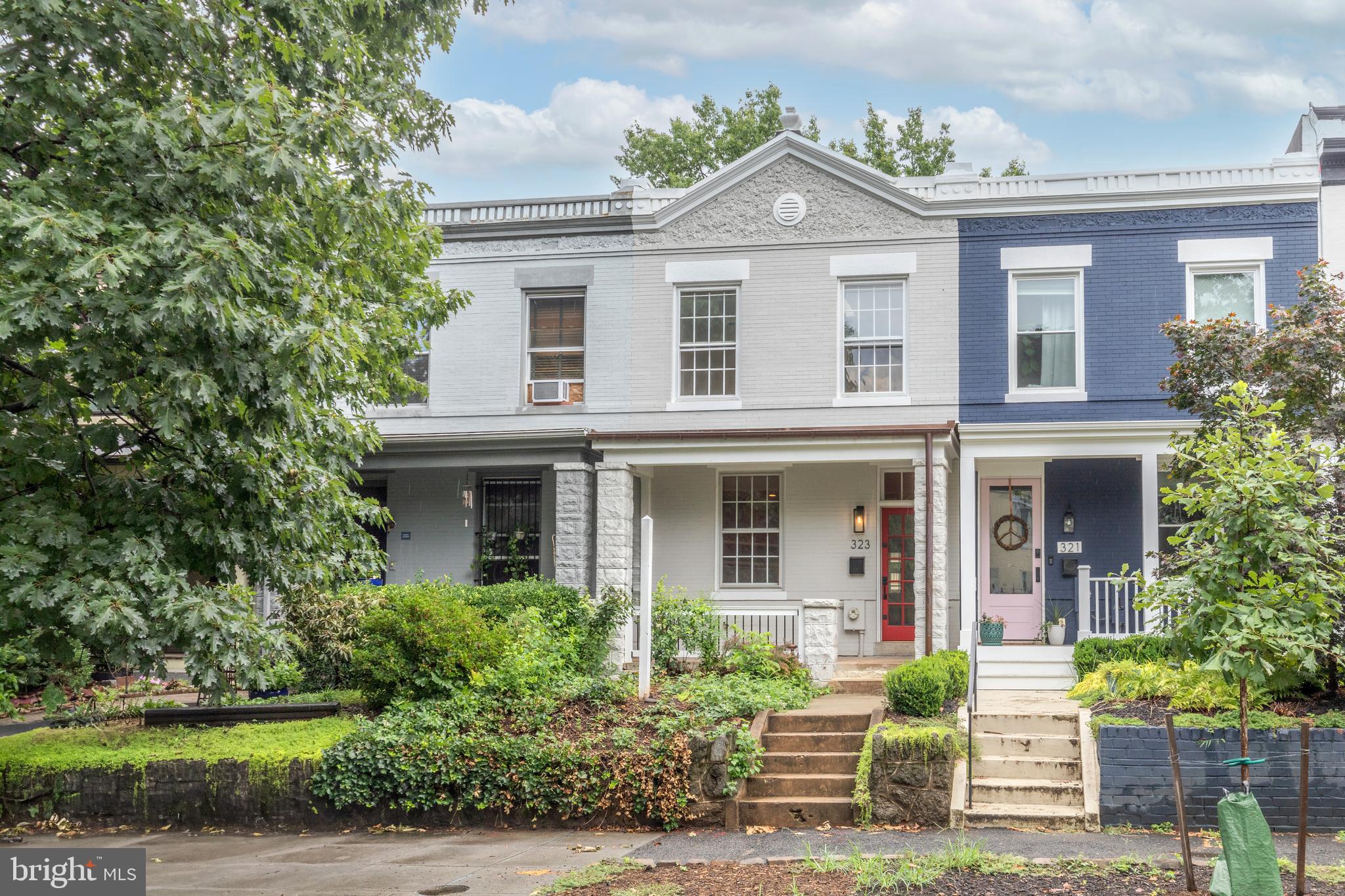 323 14TH STREET NE