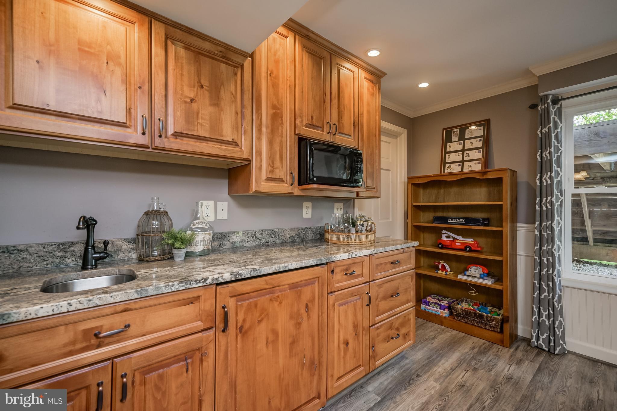 POTOMAC CHASE - Residential