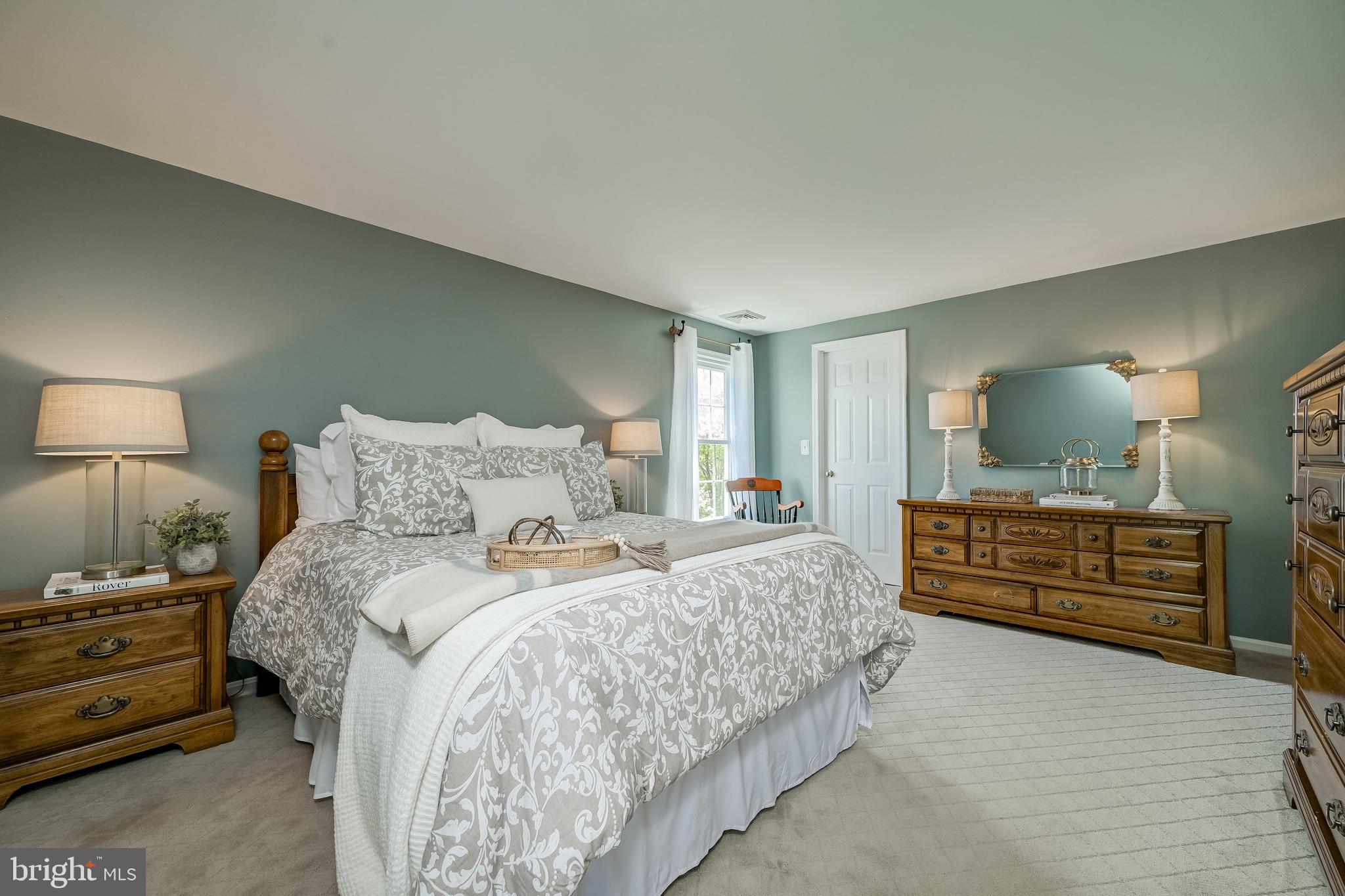 POTOMAC CHASE - Residential