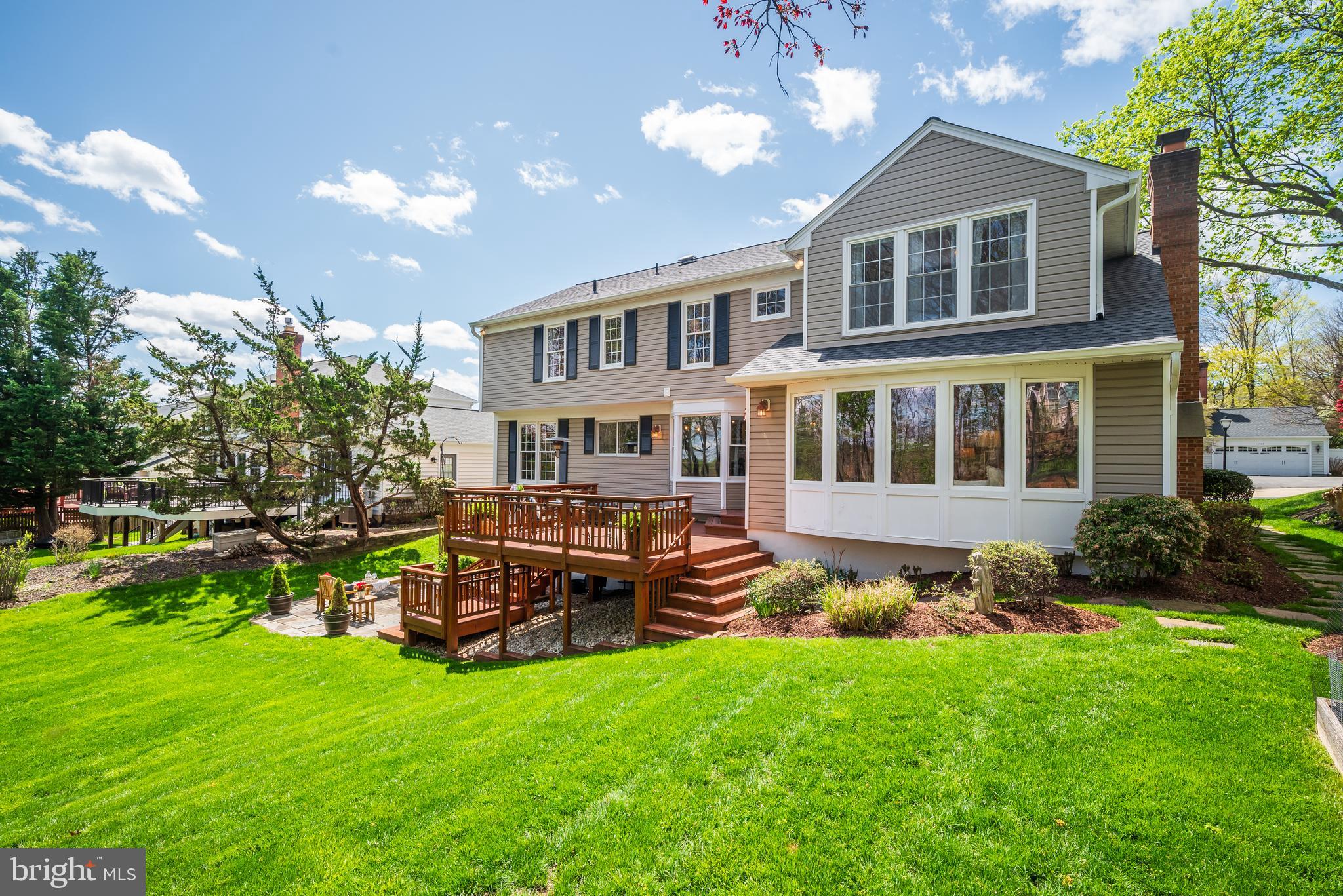 POTOMAC CHASE - Residential