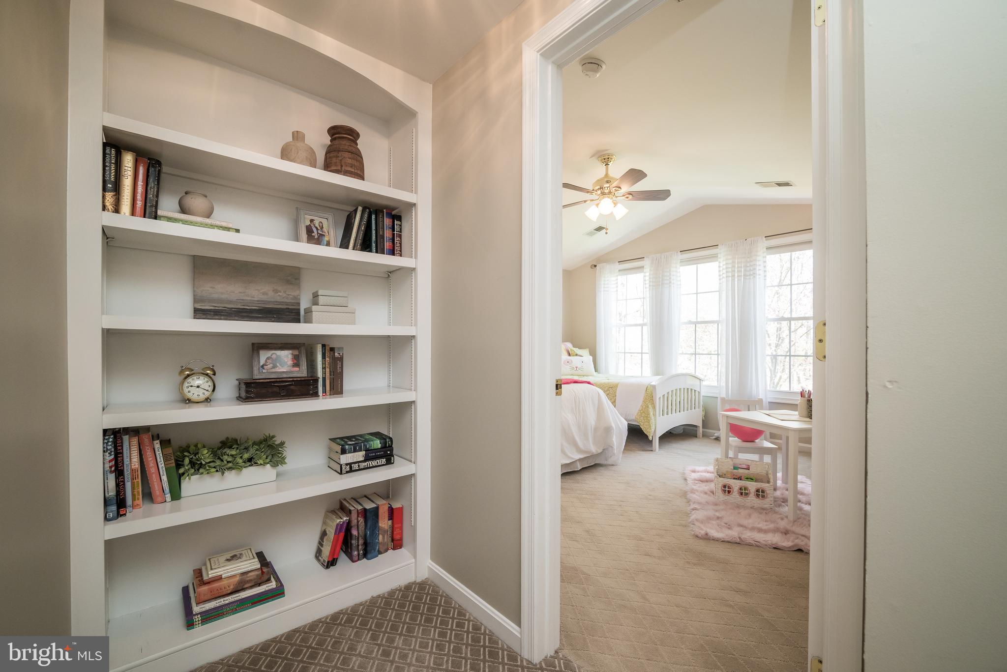 POTOMAC CHASE - Residential