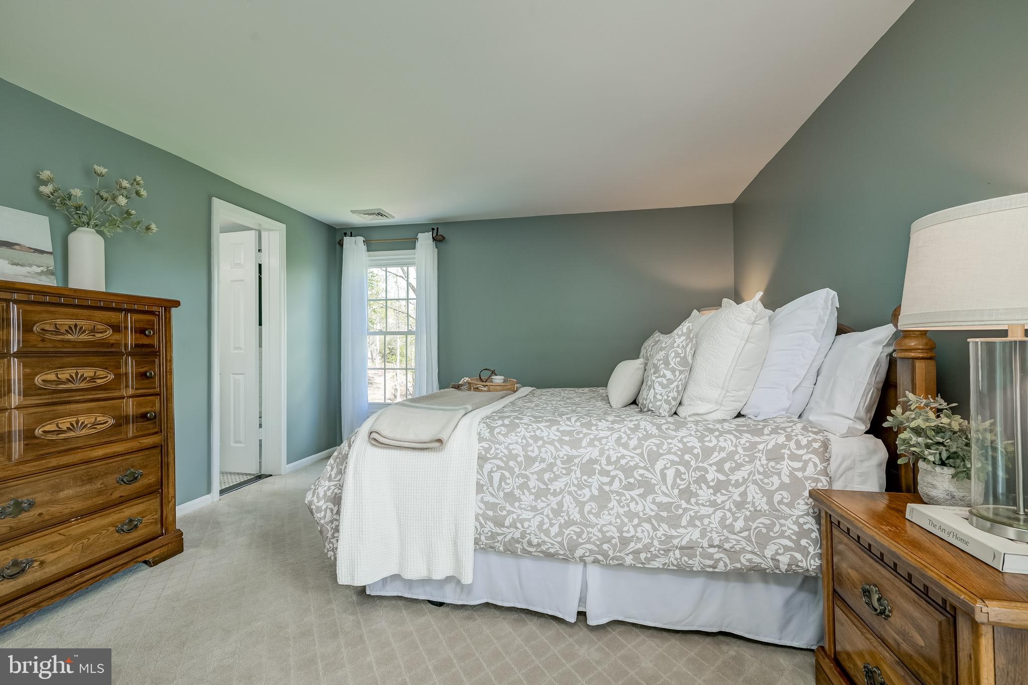 POTOMAC CHASE - Residential