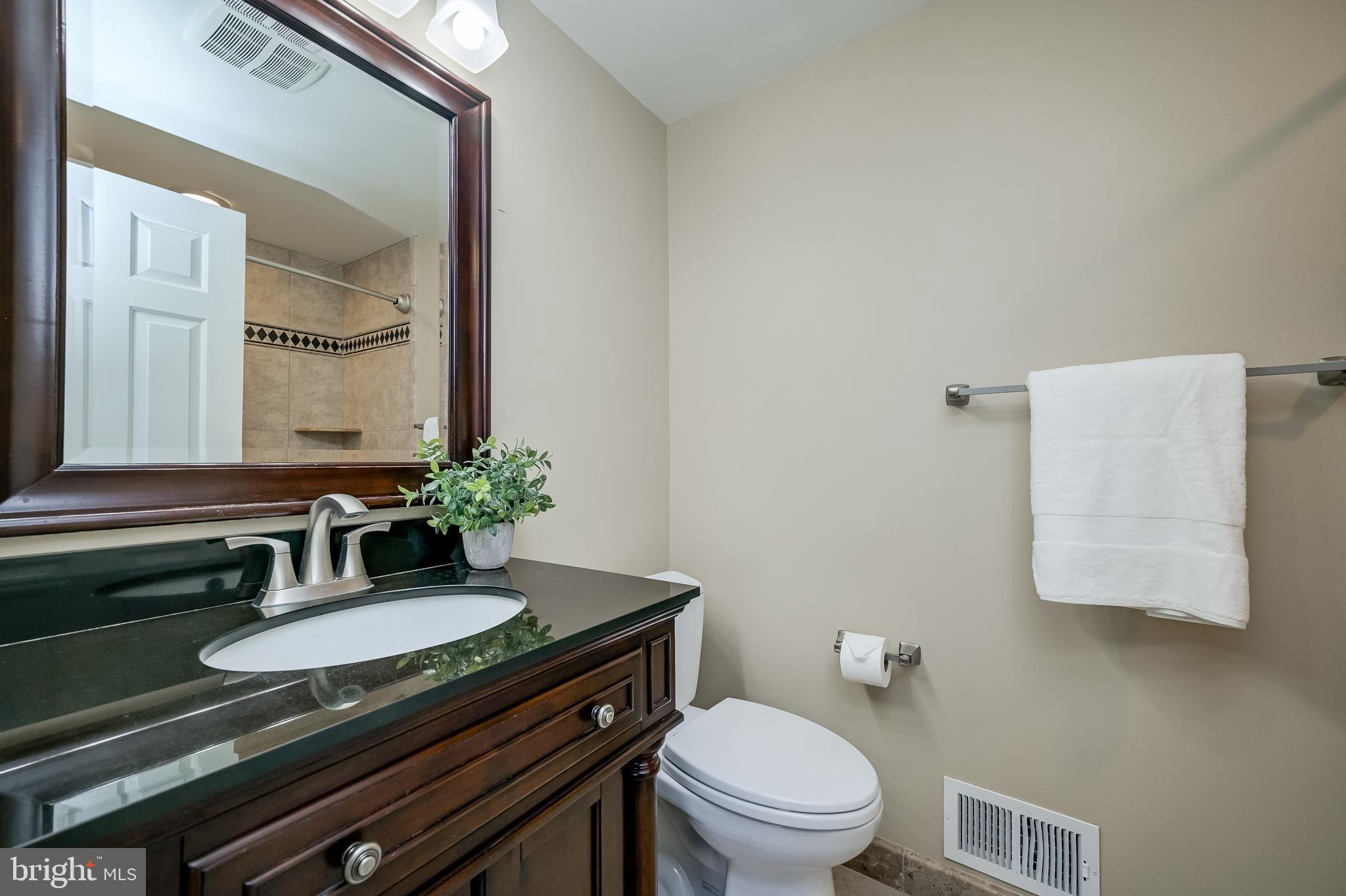 POTOMAC CHASE - Residential