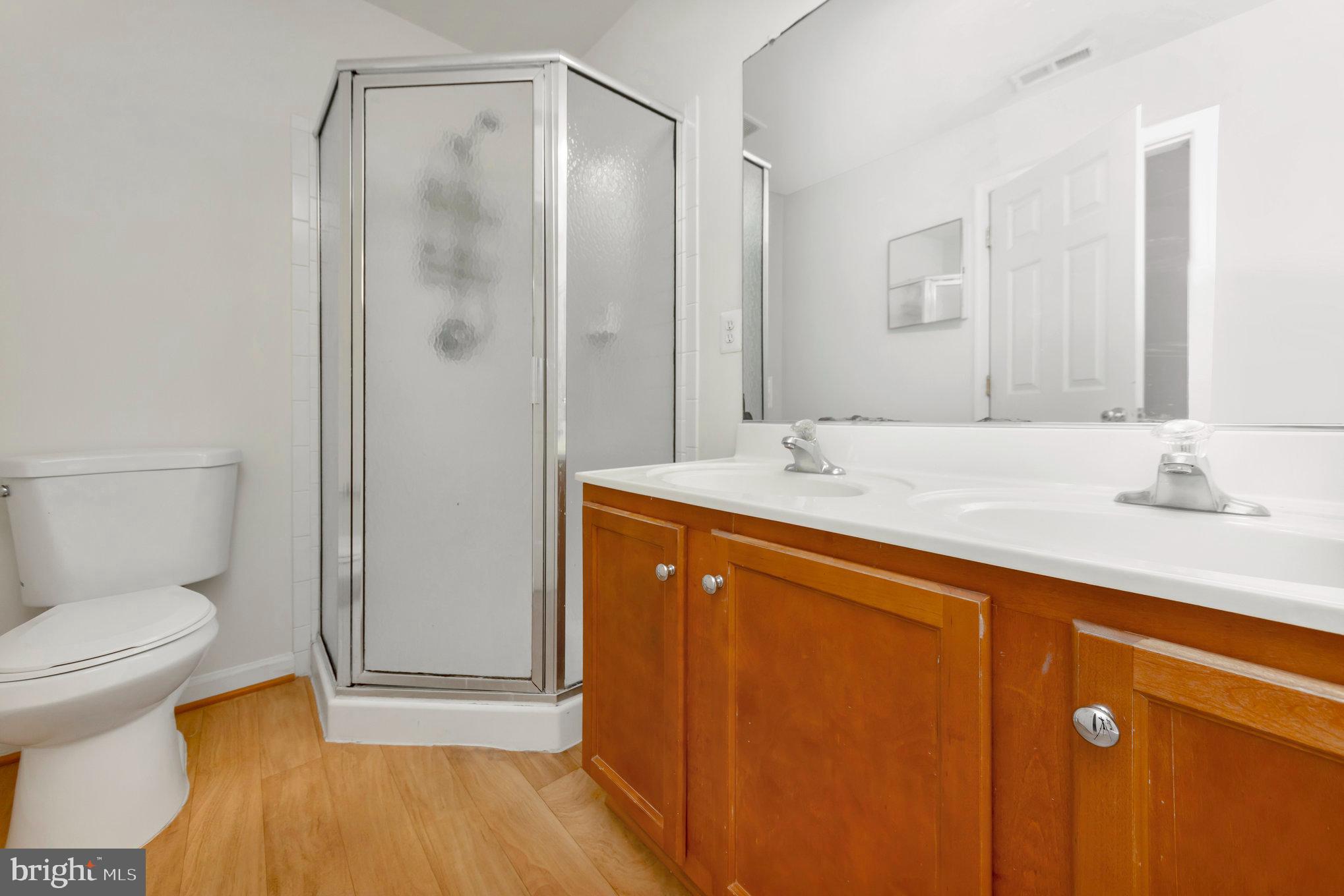 LAFAYETTE VILLAGE - Residential