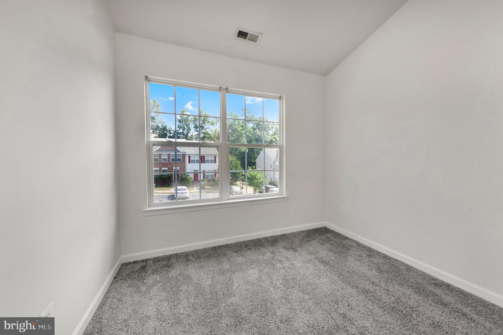 LAFAYETTE VILLAGE - Residential