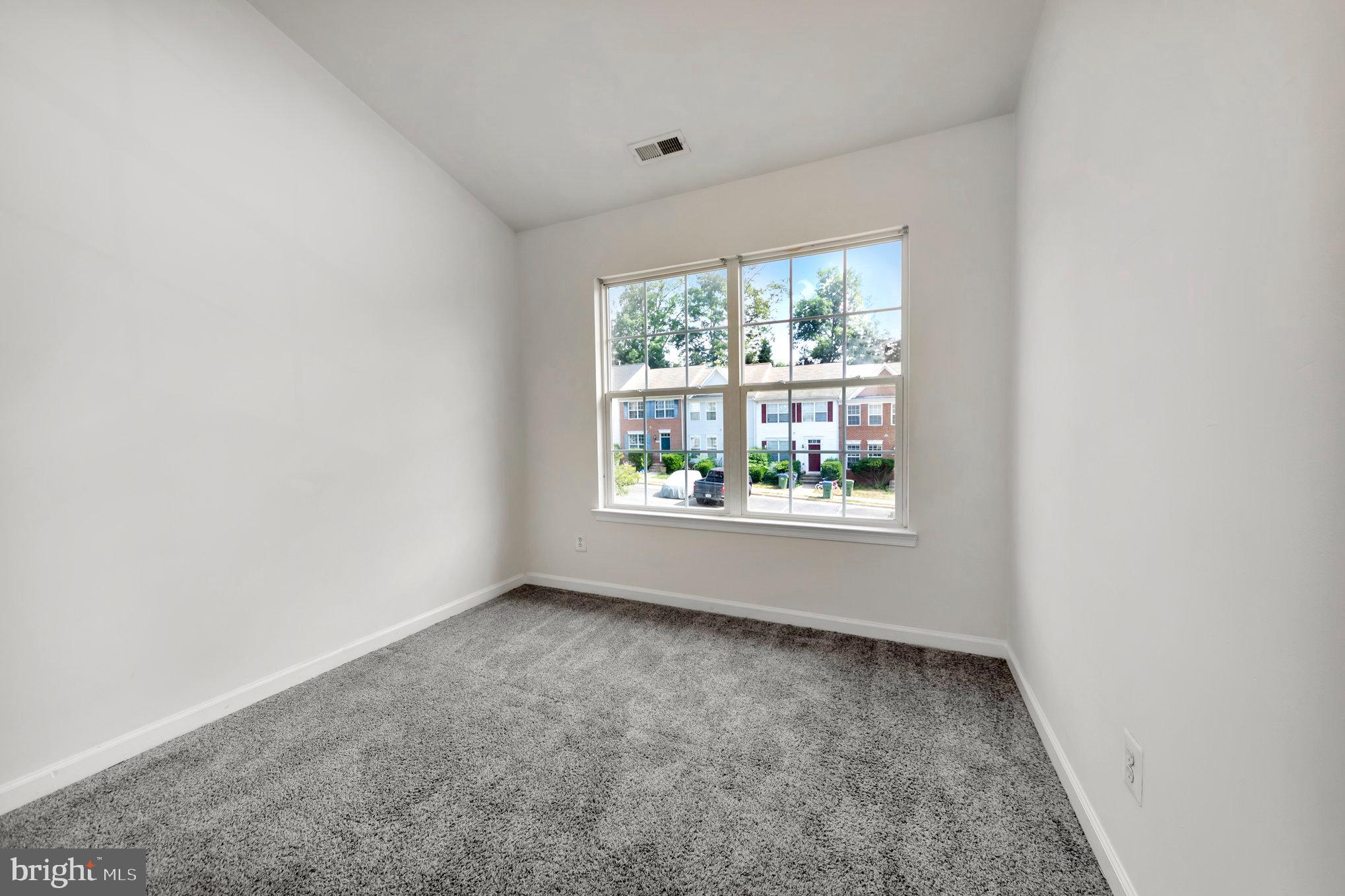 LAFAYETTE VILLAGE - Residential