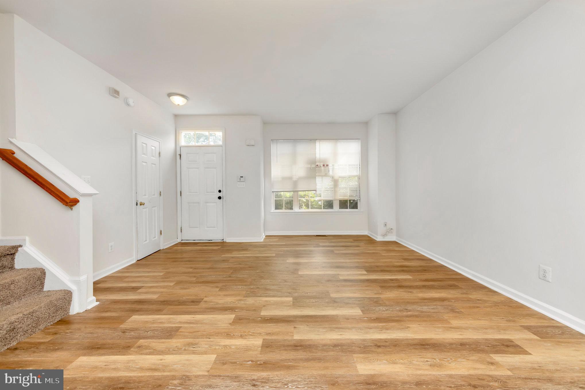 LAFAYETTE VILLAGE - Residential