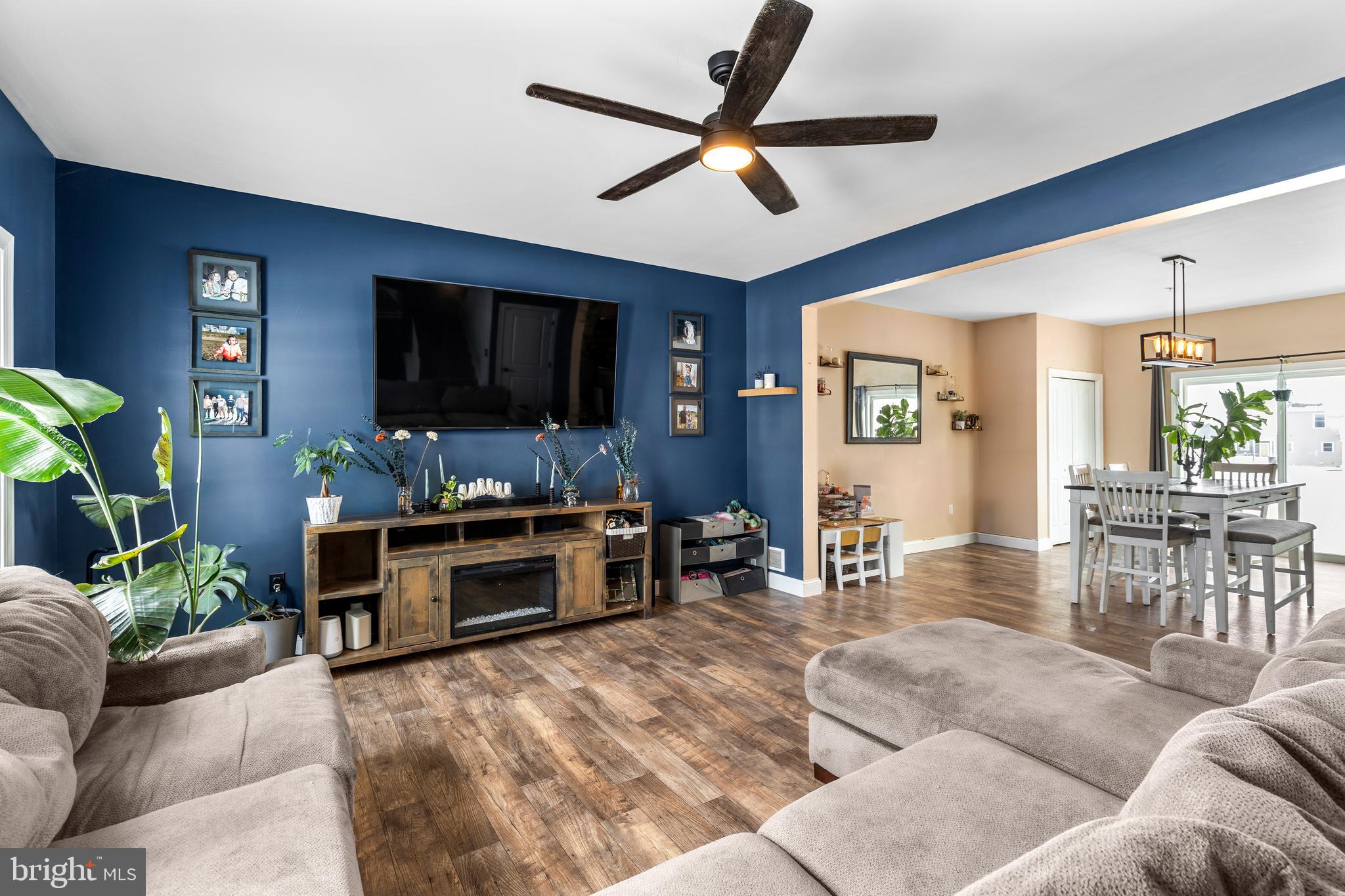 STONEYBROOK OF ELIZABETHTOWN - Residential