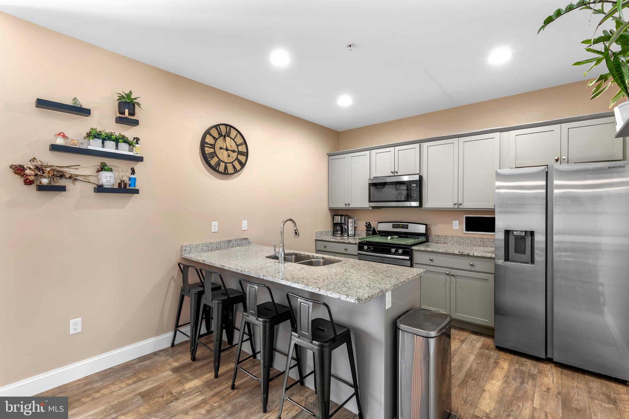 STONEYBROOK OF ELIZABETHTOWN - Residential