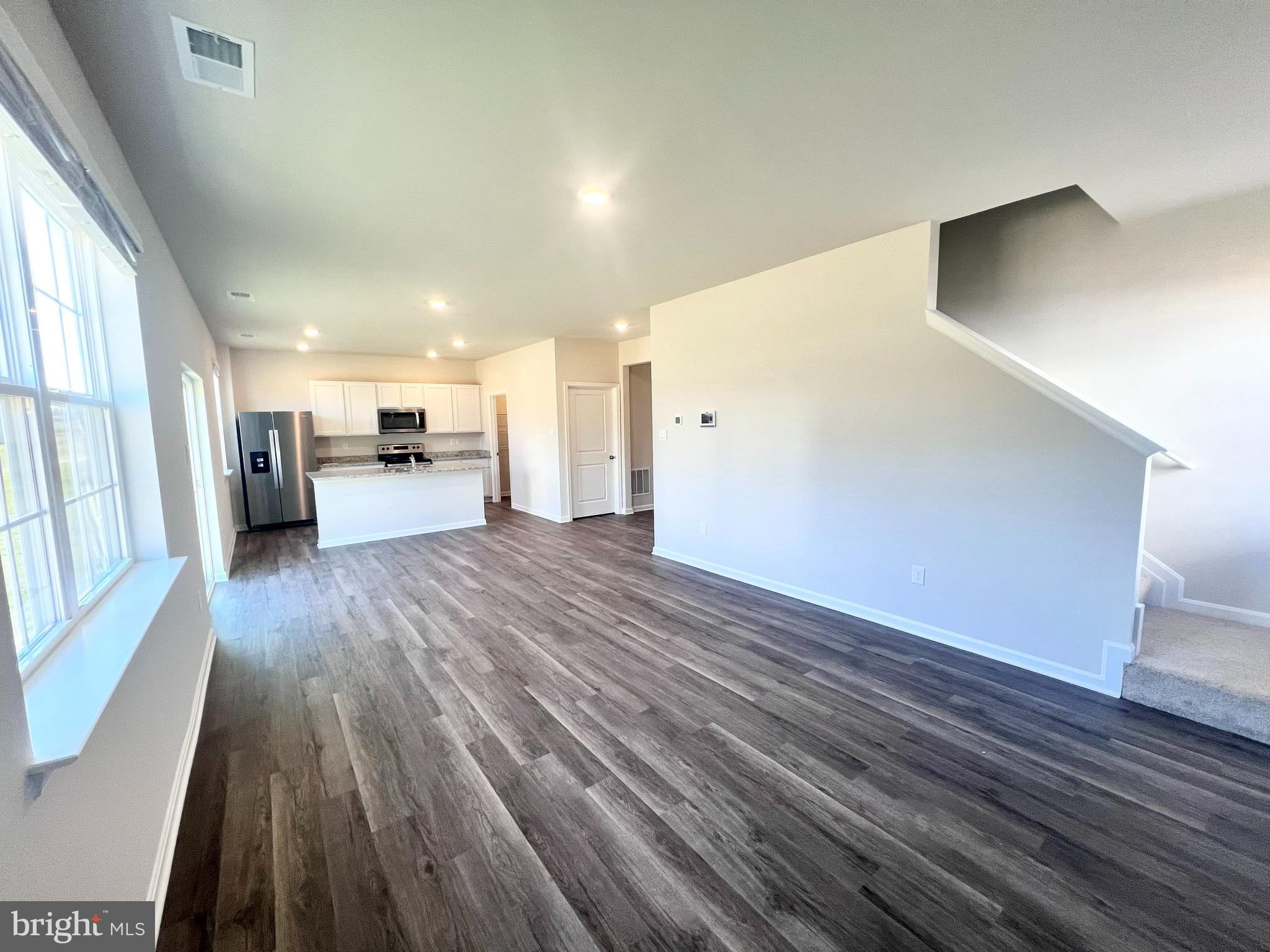 RED HILL - Residential