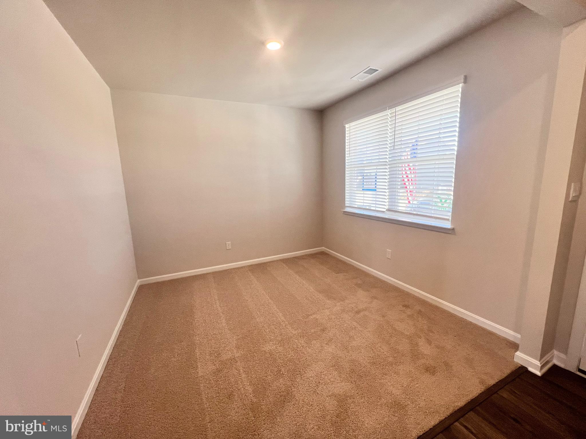 RED HILL - Residential