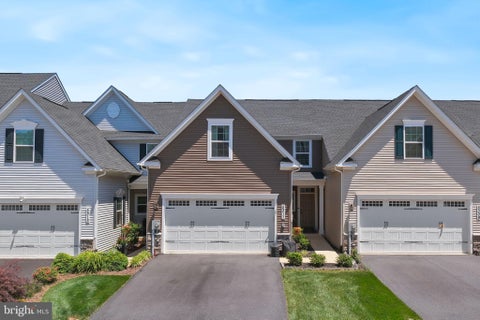 Townhouse For Rent - 5311 Crape Myrtle Drive<br/> Frederick County, FREDERICK, MD 21703