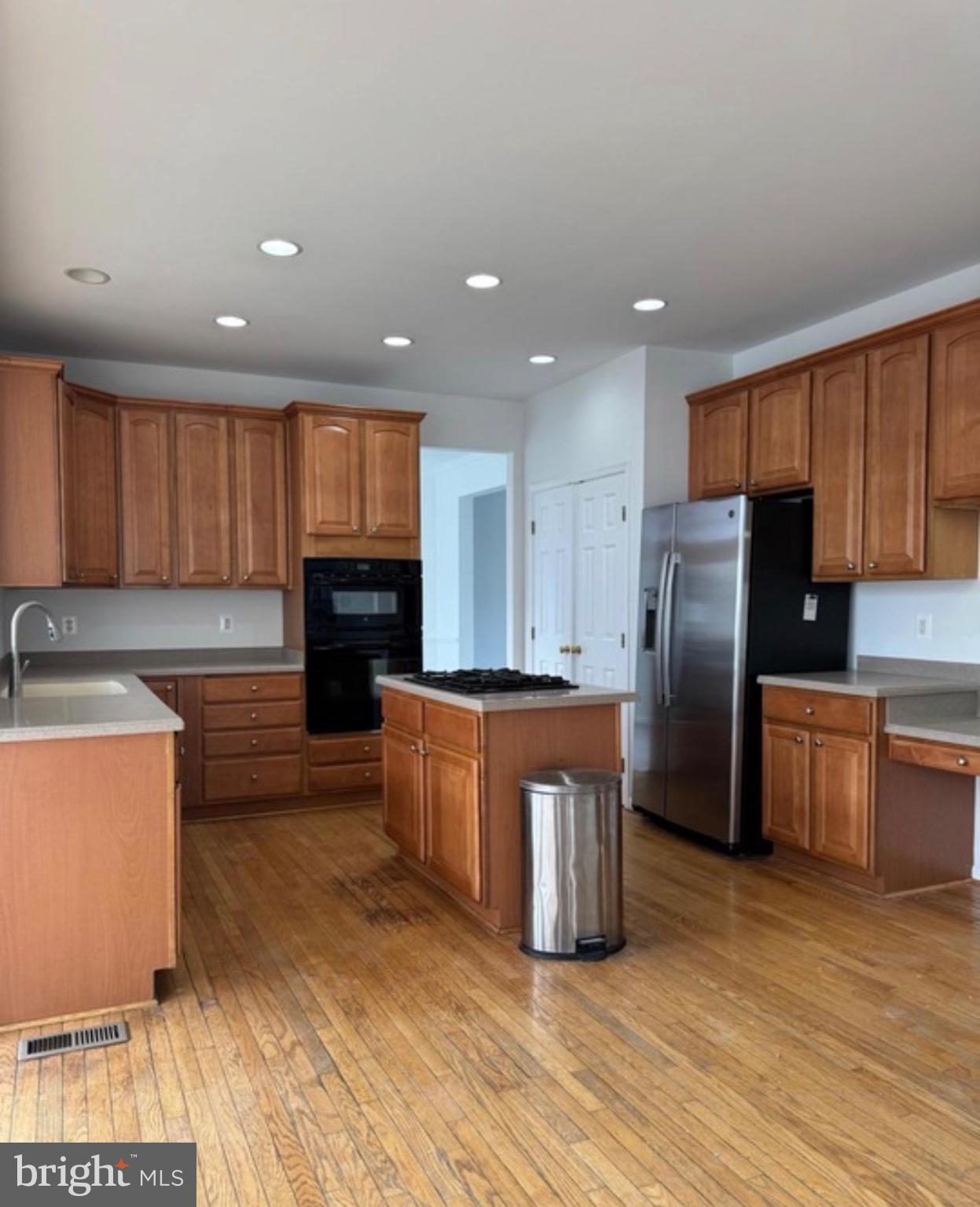 5312 JOSHUA TREE CIRCLE