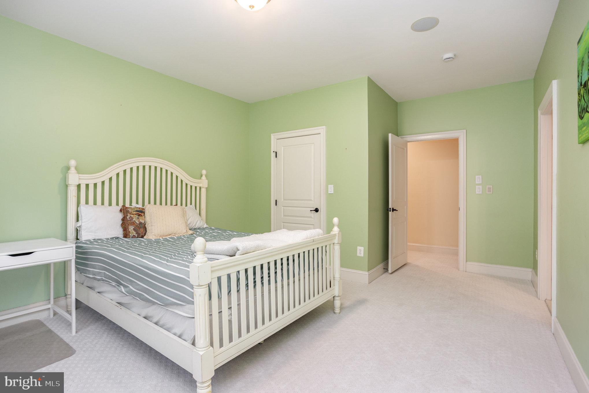 WATERFORD PRESERVE - Residential