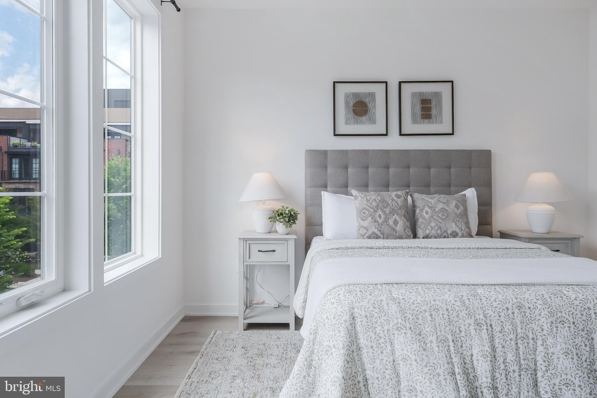 VALLEY PARK - Residential Lease