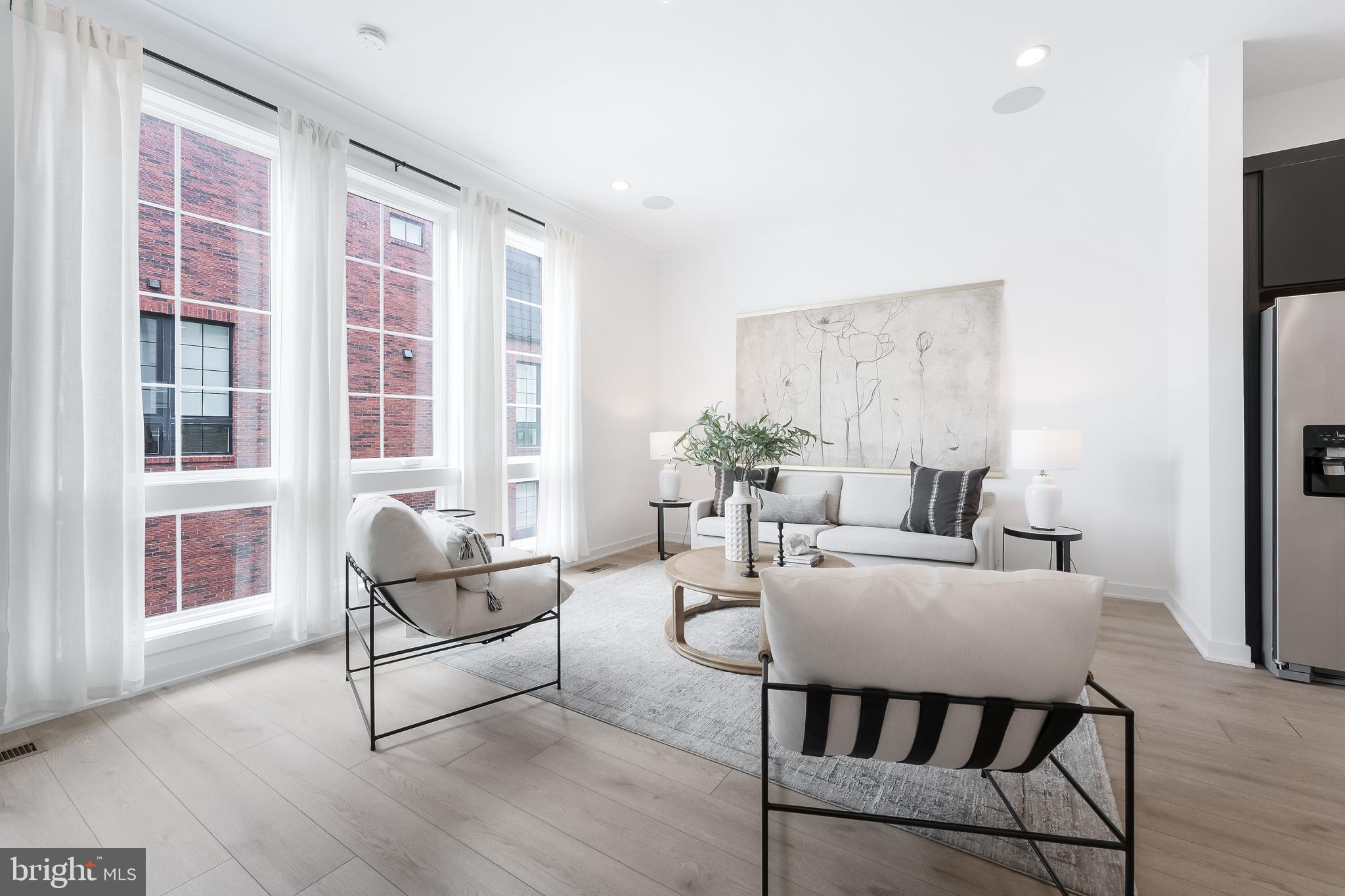 VALLEY PARK - Residential Lease