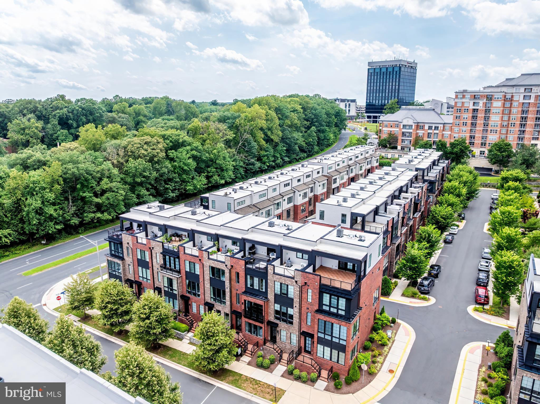 VALLEY PARK - Residential Lease