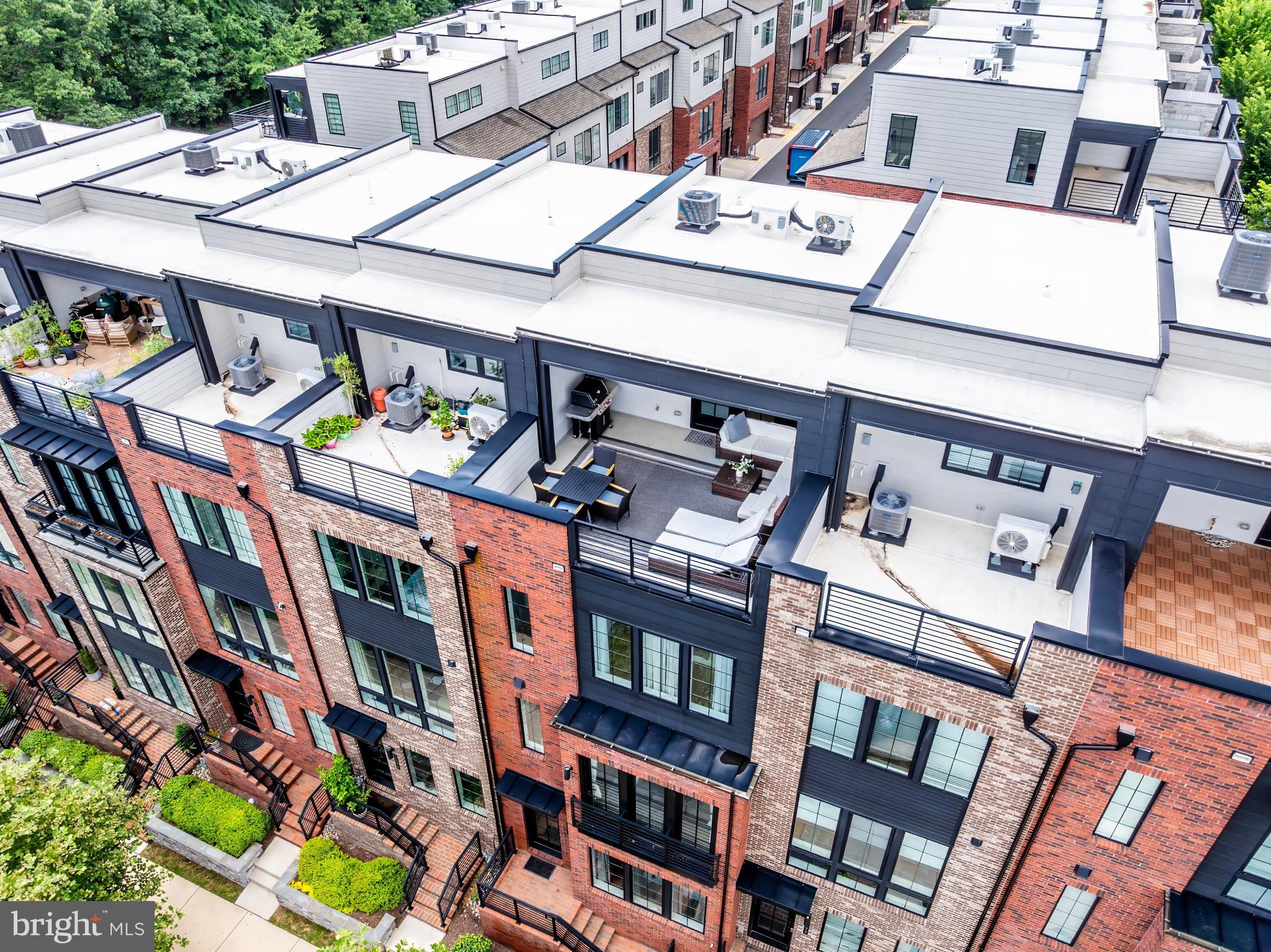 VALLEY PARK - Residential Lease