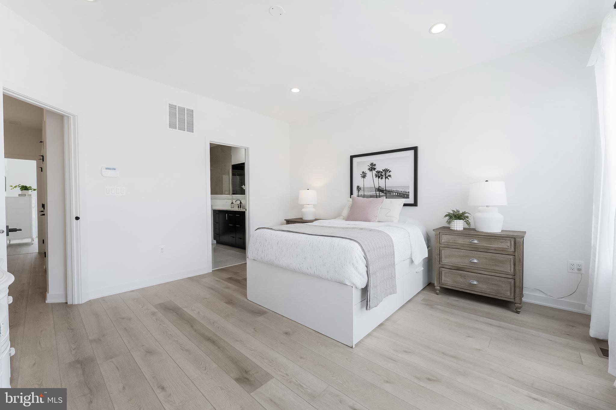 VALLEY PARK - Residential Lease