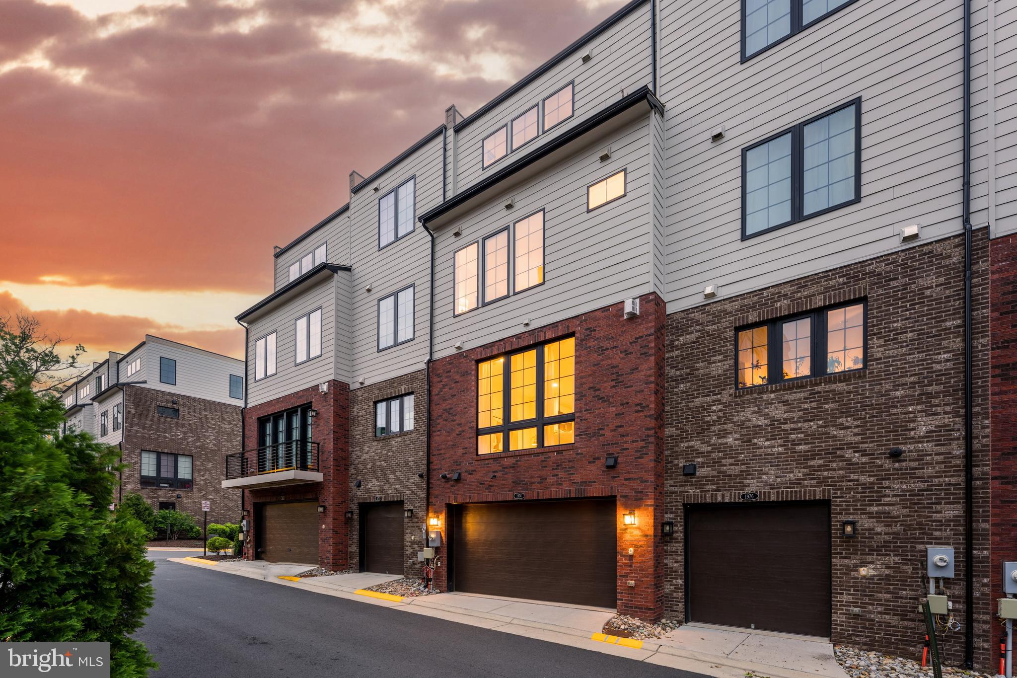 VALLEY PARK - Residential Lease