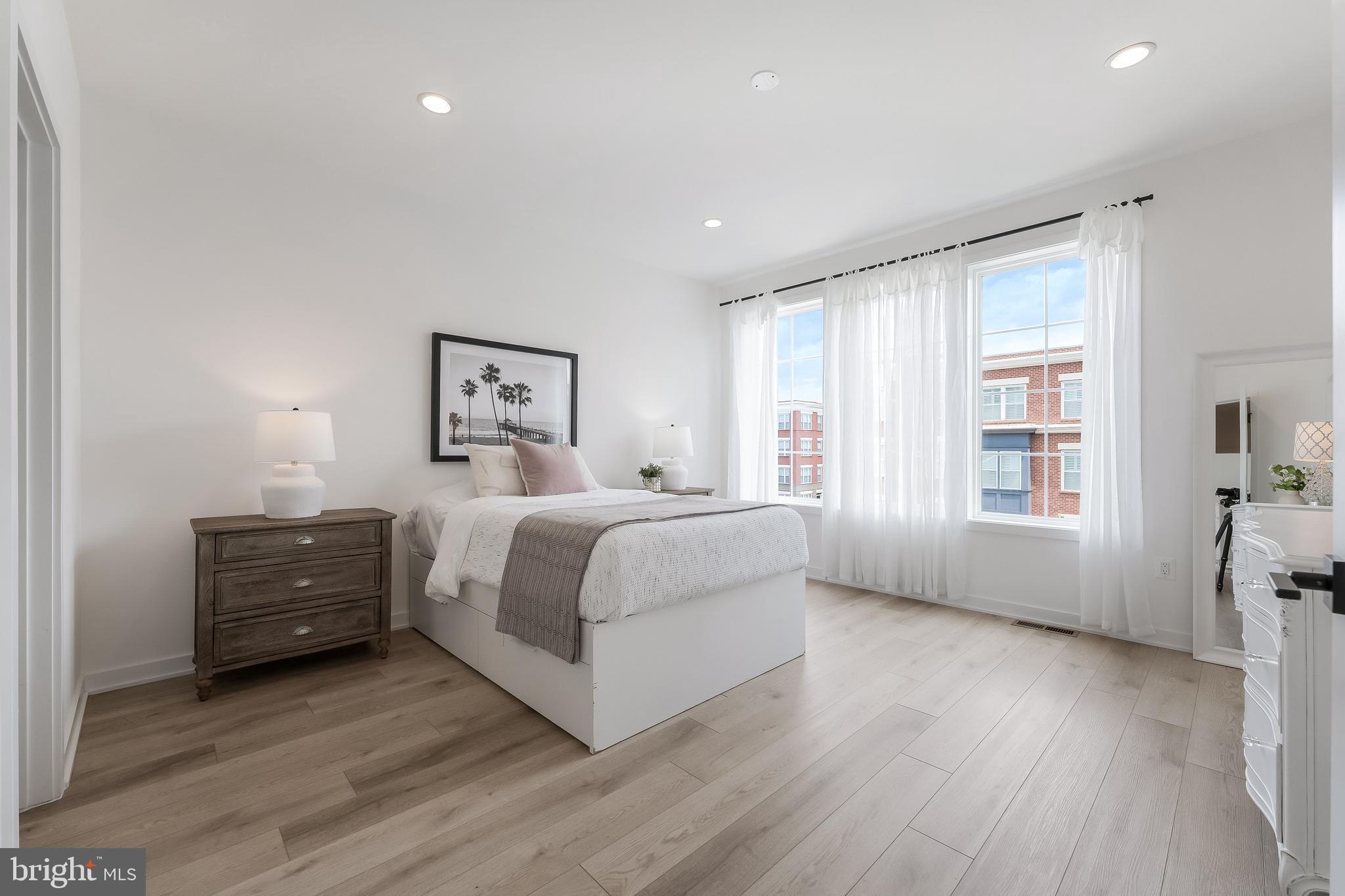 VALLEY PARK - Residential Lease