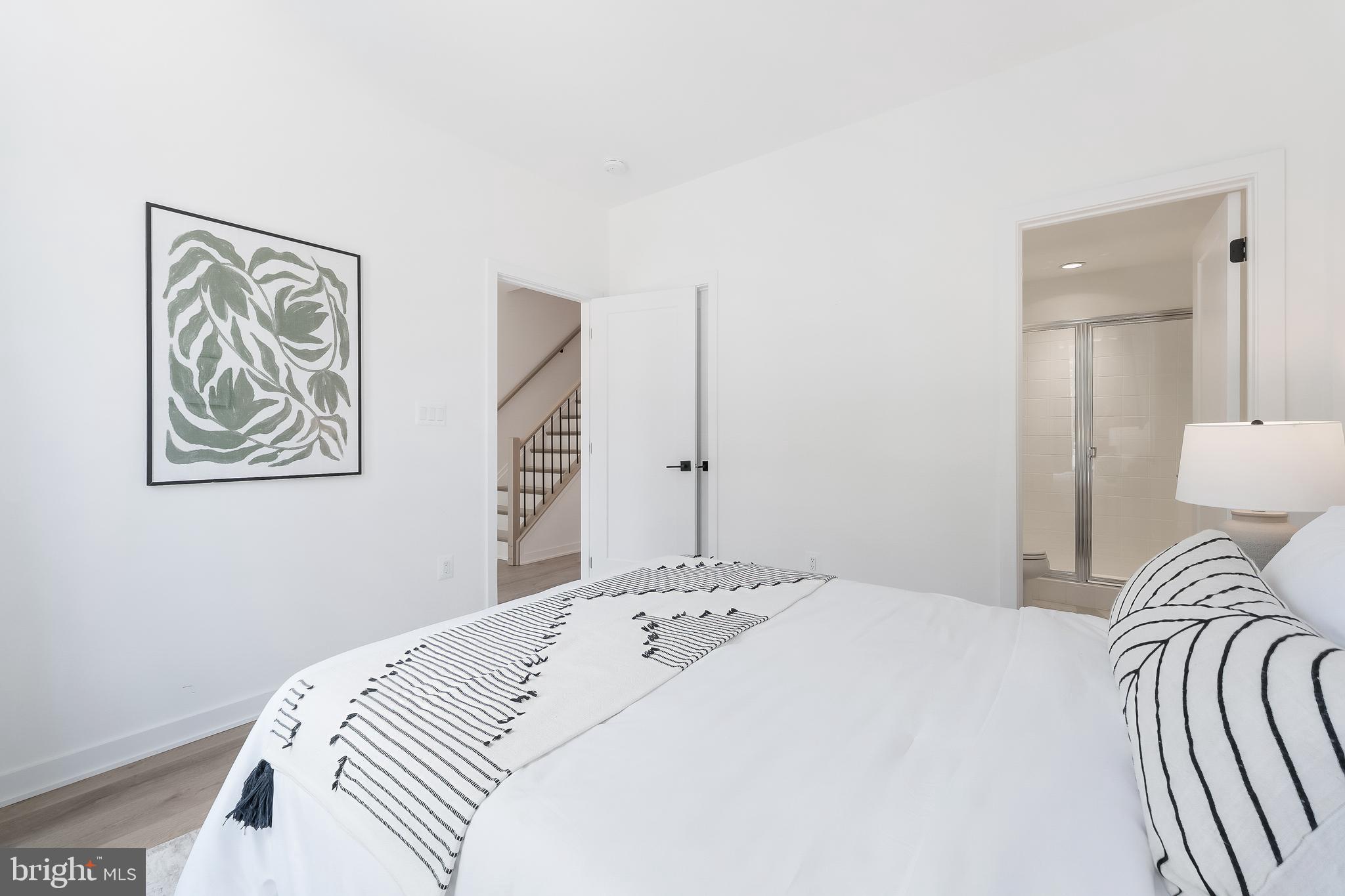 VALLEY PARK - Residential Lease