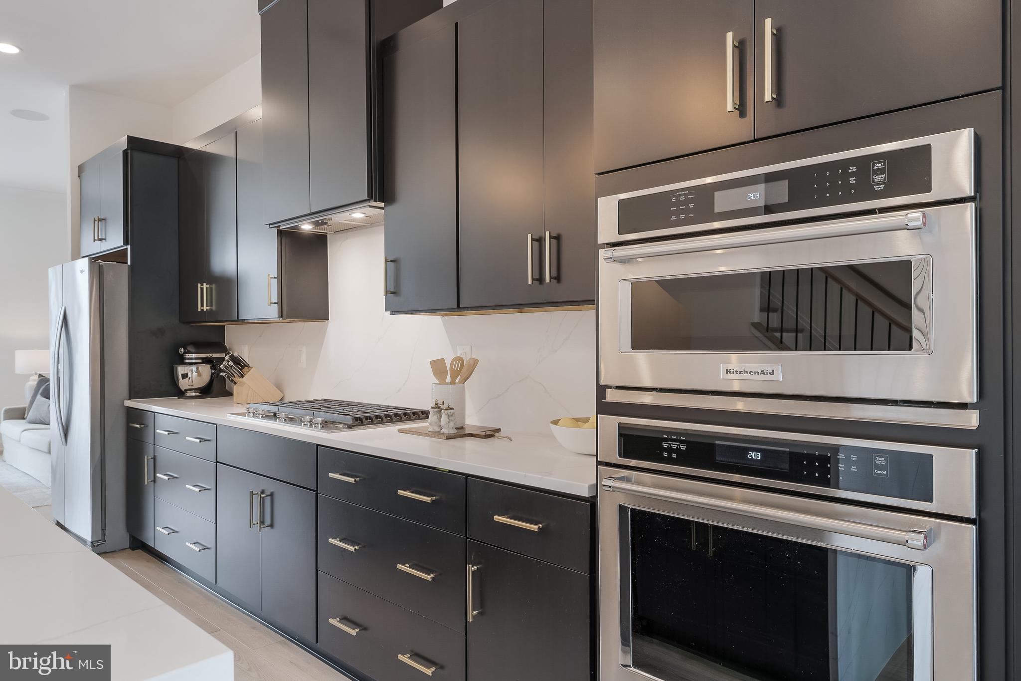 VALLEY PARK - Residential Lease