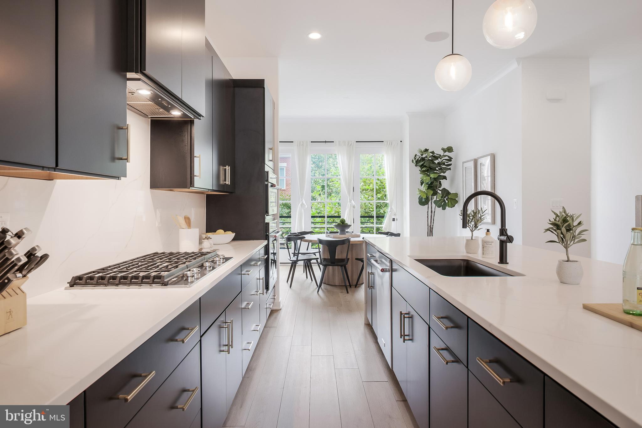 VALLEY PARK - Residential Lease