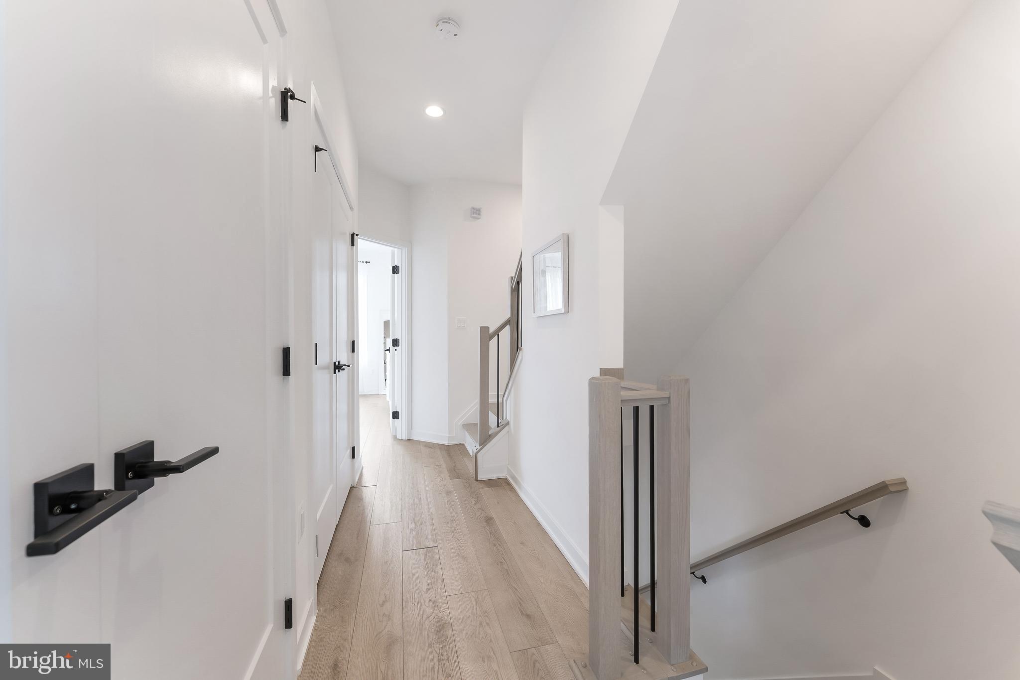 VALLEY PARK - Residential Lease