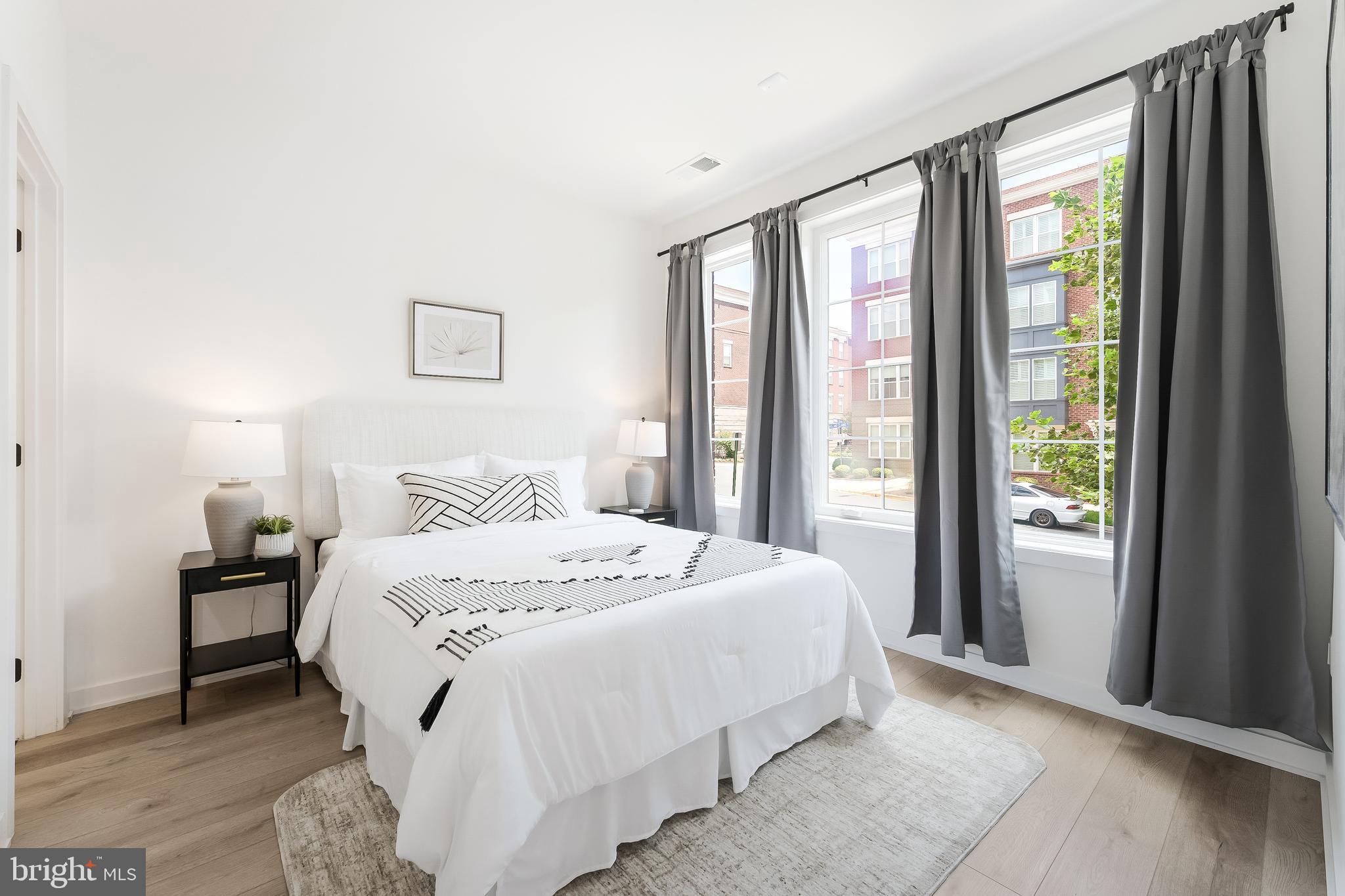 VALLEY PARK - Residential Lease