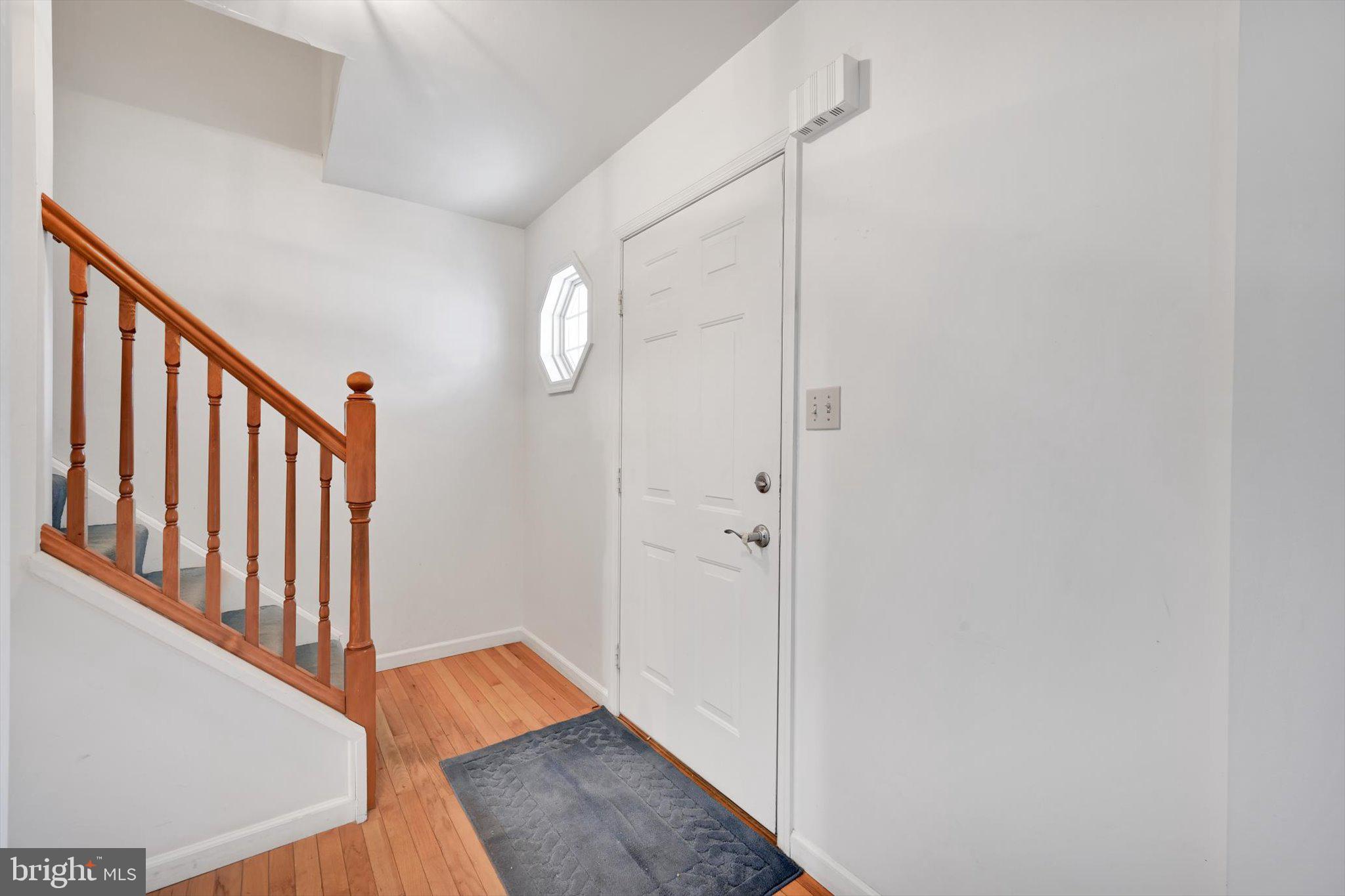 MANOR OAKS - Residential